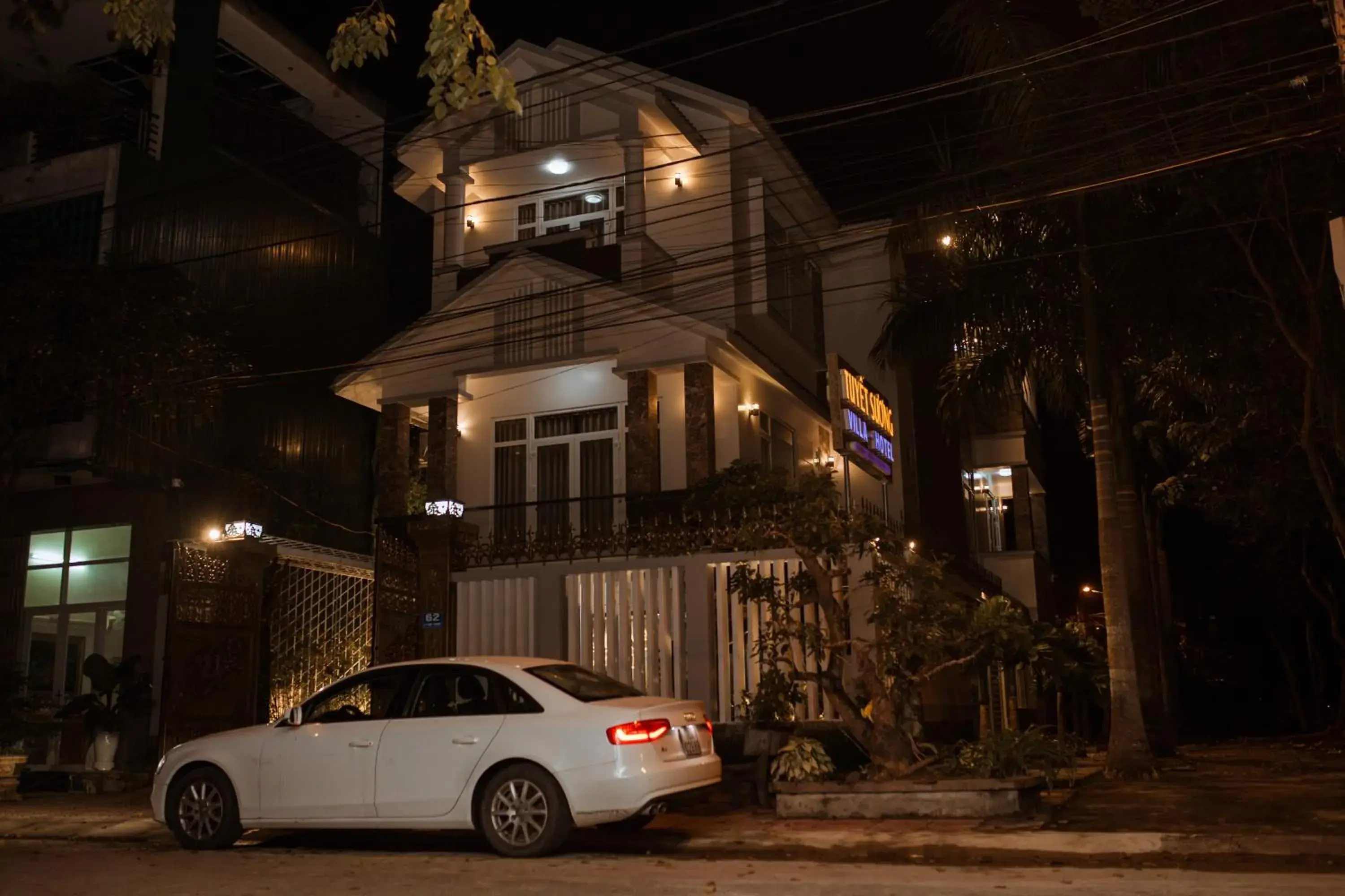 Property building in Tuyet Suong Villa Hotel Property building in Tuyet Suong Villa Hotel