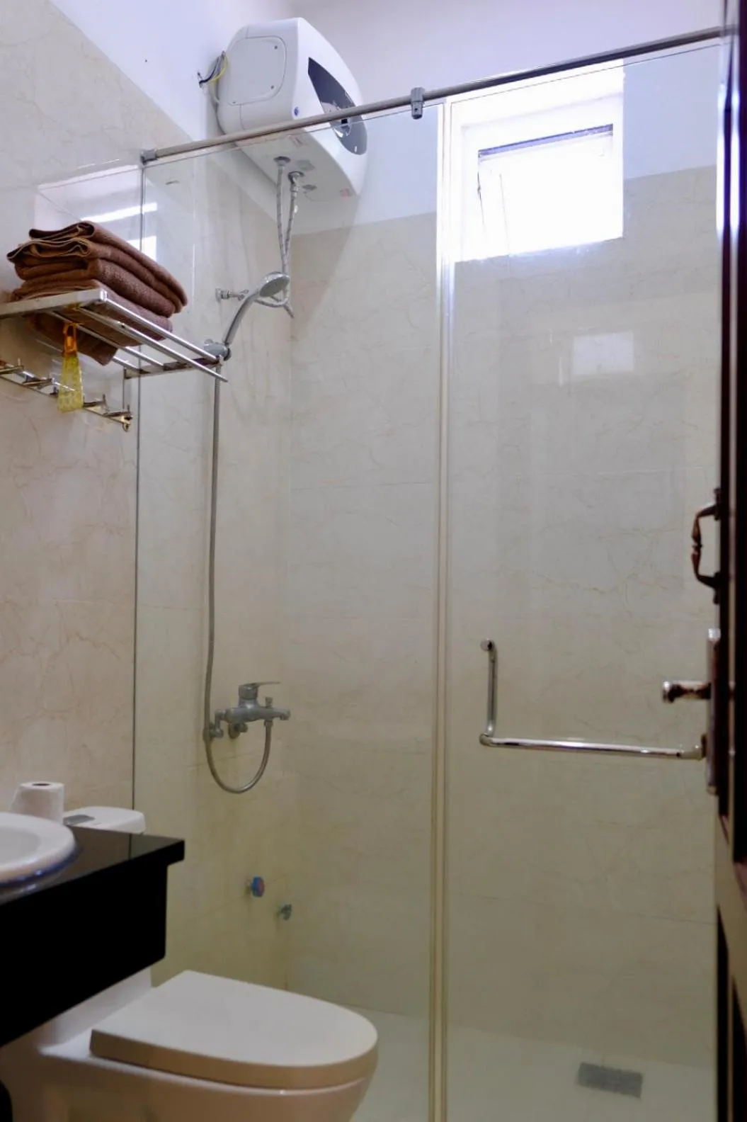 Toilet in Tuyet Suong Villa Hotel