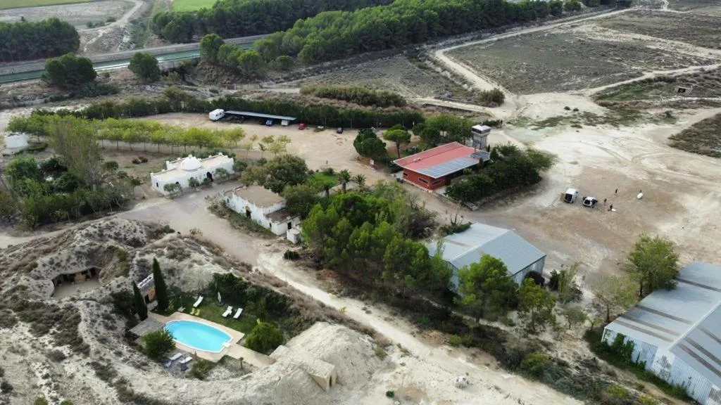 Hotel Cueva Tardienta Monegros-Adults Only