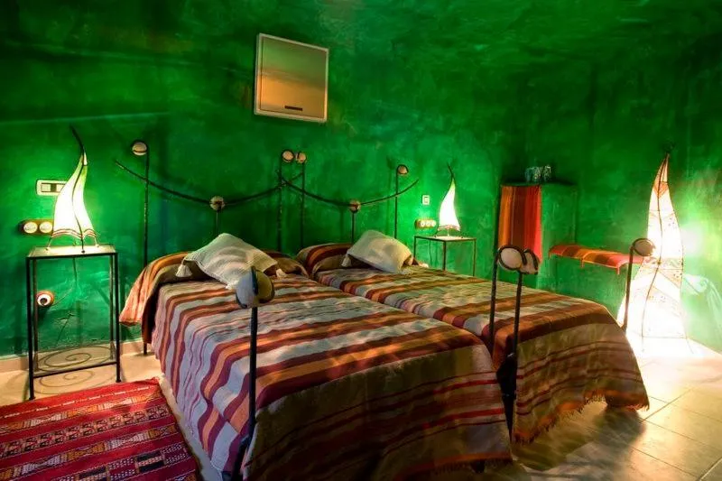 Bed in Hotel Cueva Tardienta Monegros-Adults Only