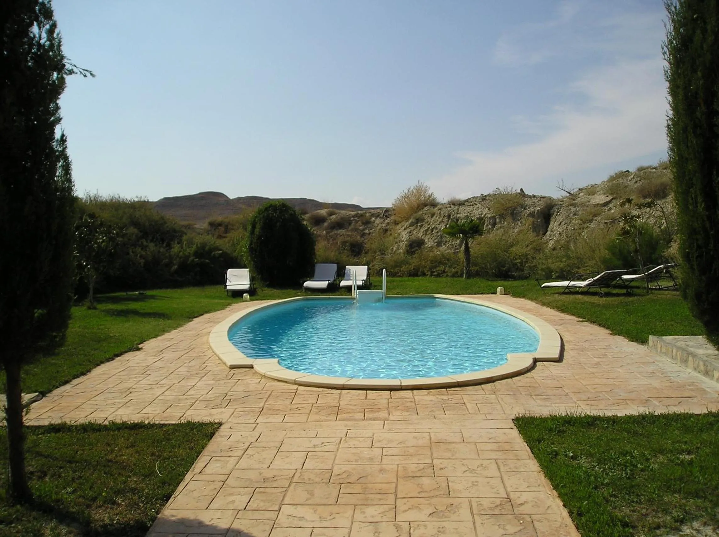 Swimming pool in Hotel Cueva Tardienta Monegros-Adults Only