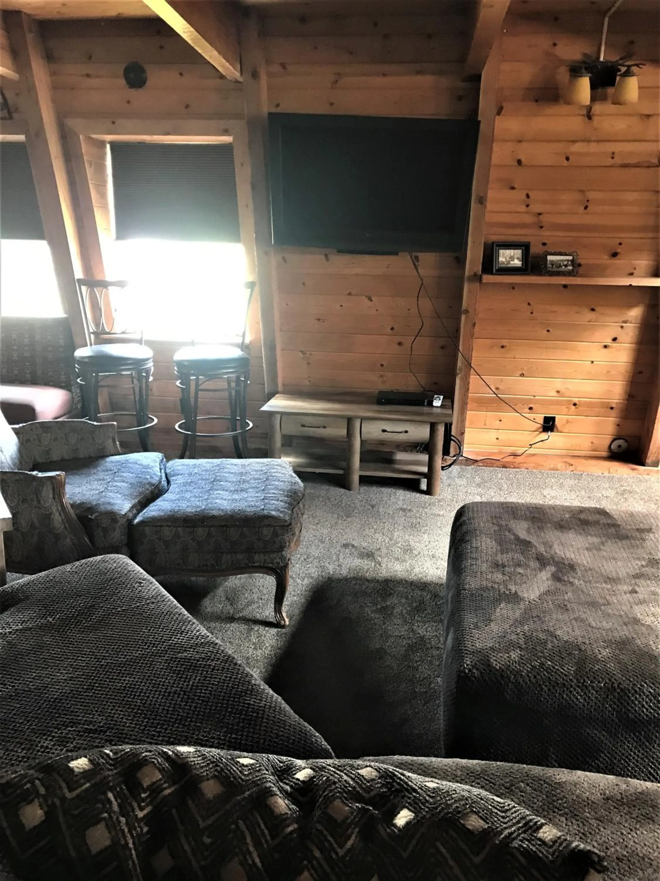 Living room, Bed in Drift Lodge