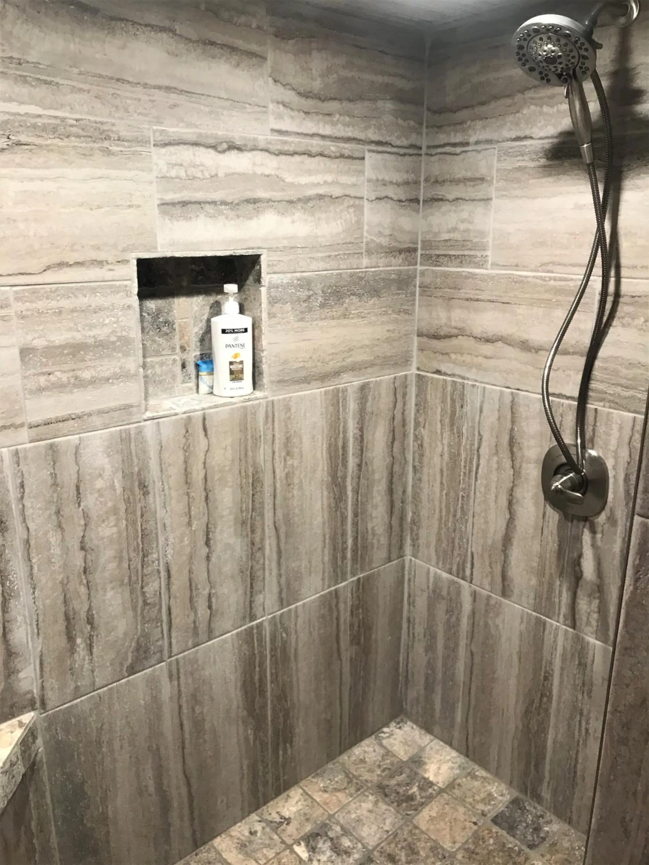 Shower in Drift Lodge