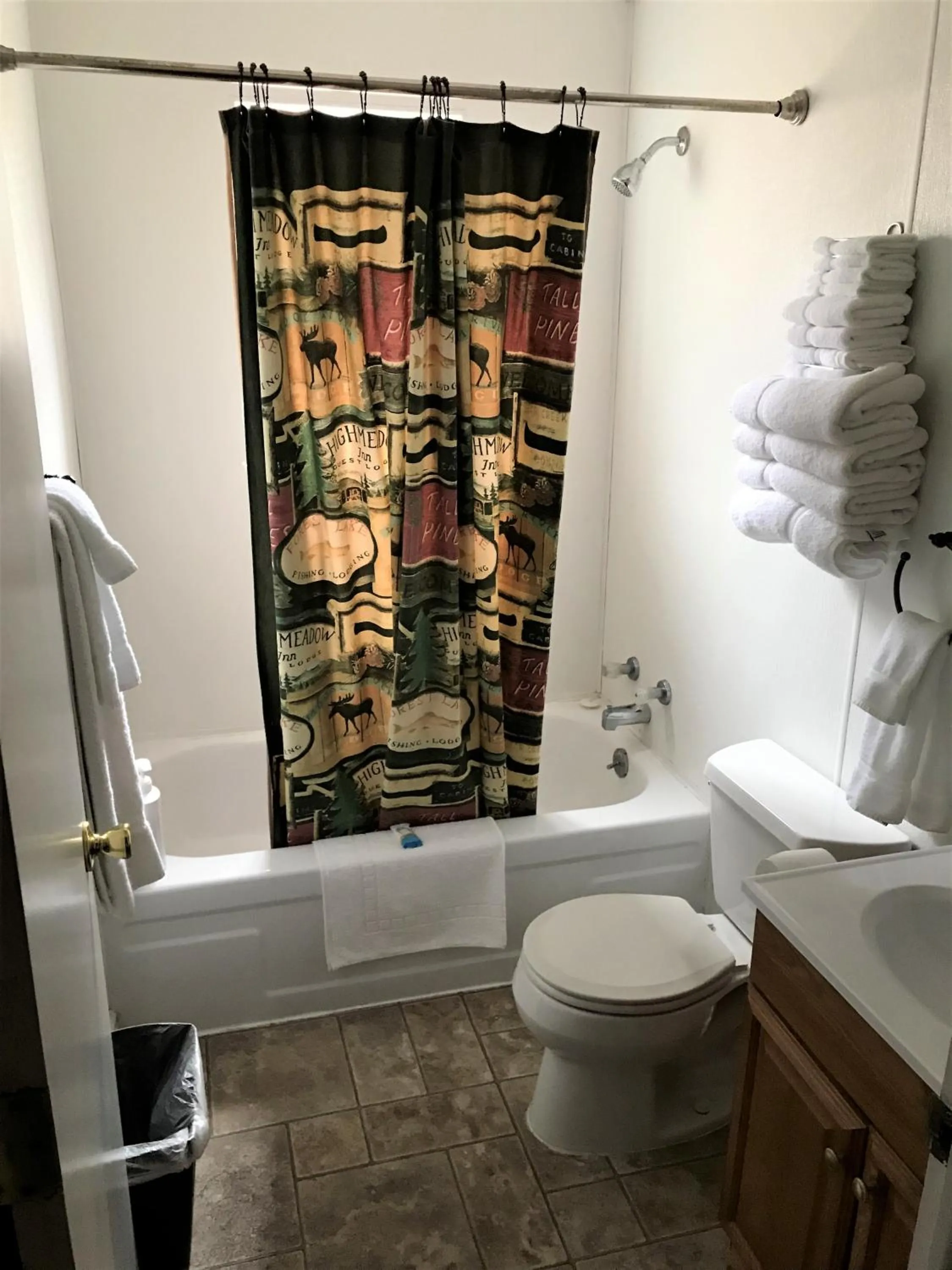 Shower in Drift Lodge