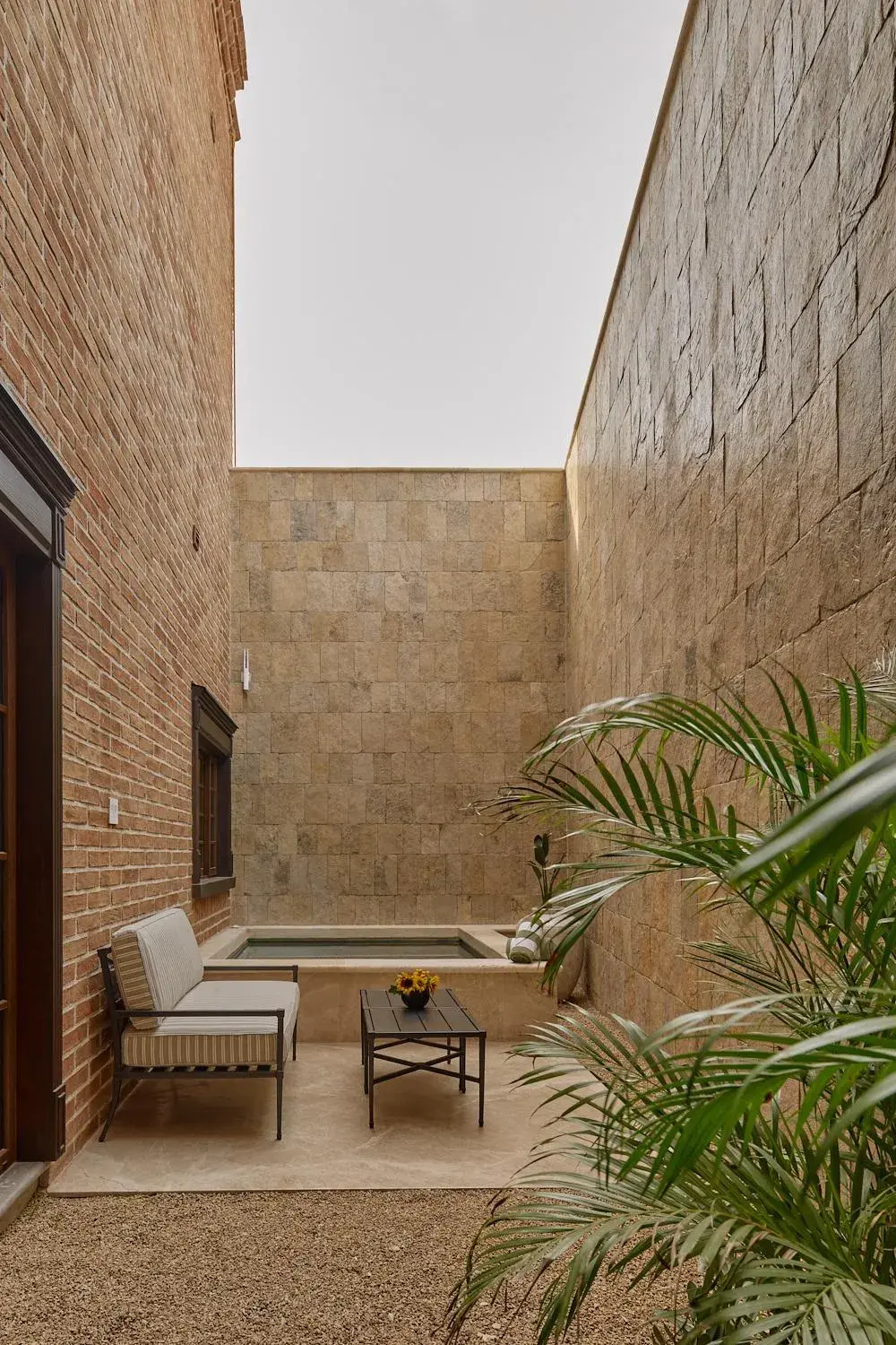 Swimming pool in Todos Santos Boutique Hotel Swimming pool in Todos Santos Boutique Hotel