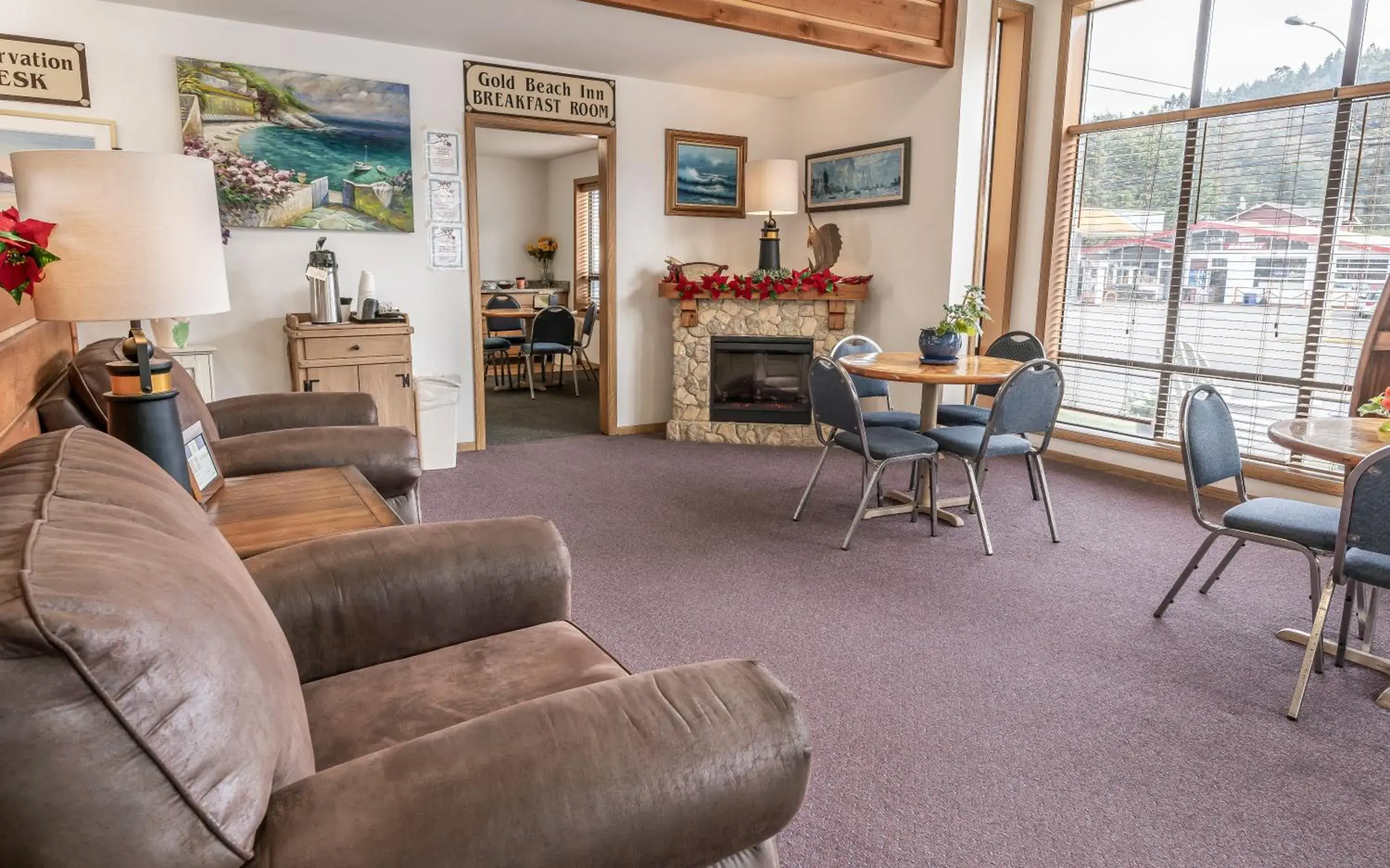 Lobby or reception in Gold Beach Inn Lobby or reception in Gold Beach Inn