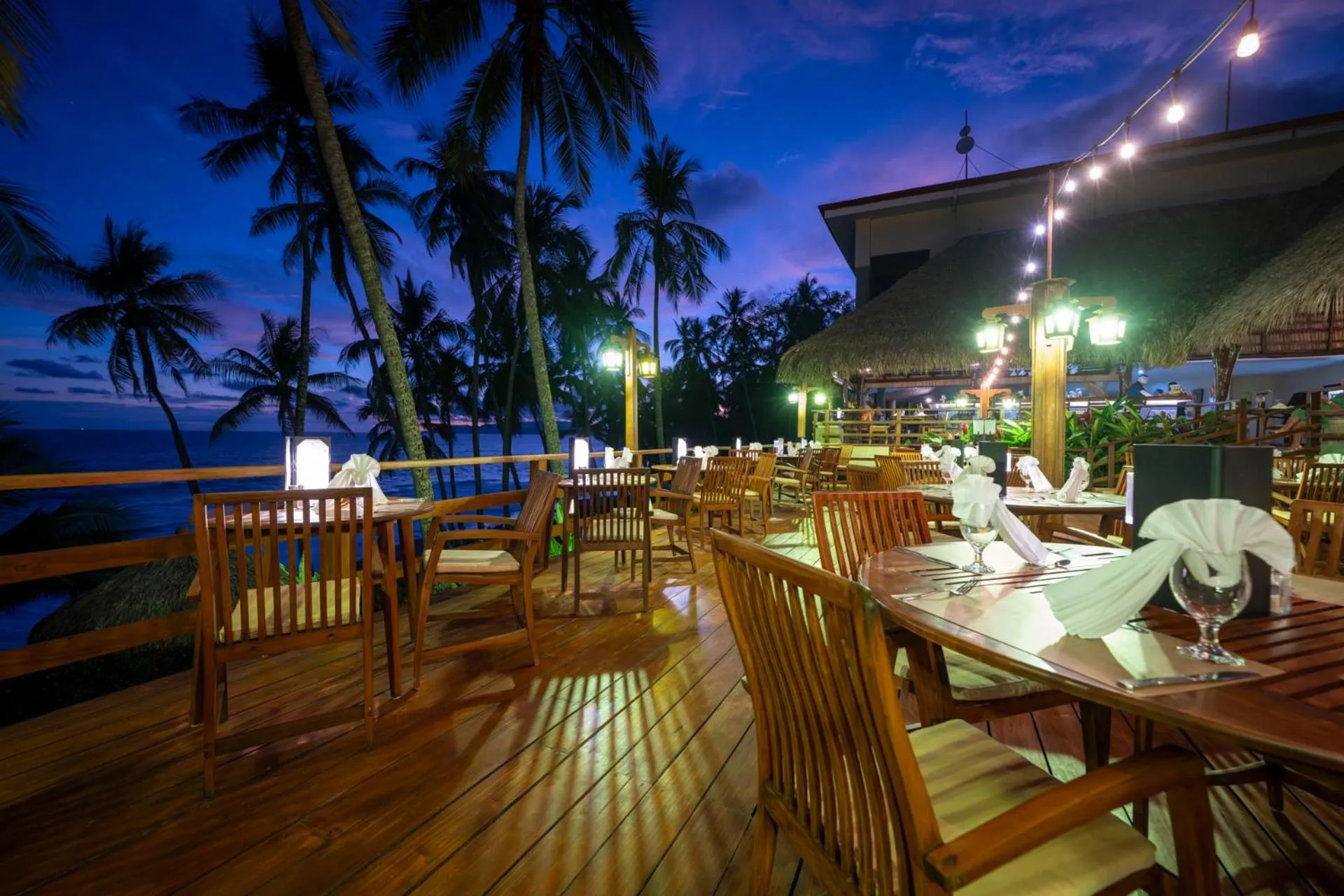 Restaurant/places to eat in Tango Mar Beachfront Boutique Hotel & Villas
