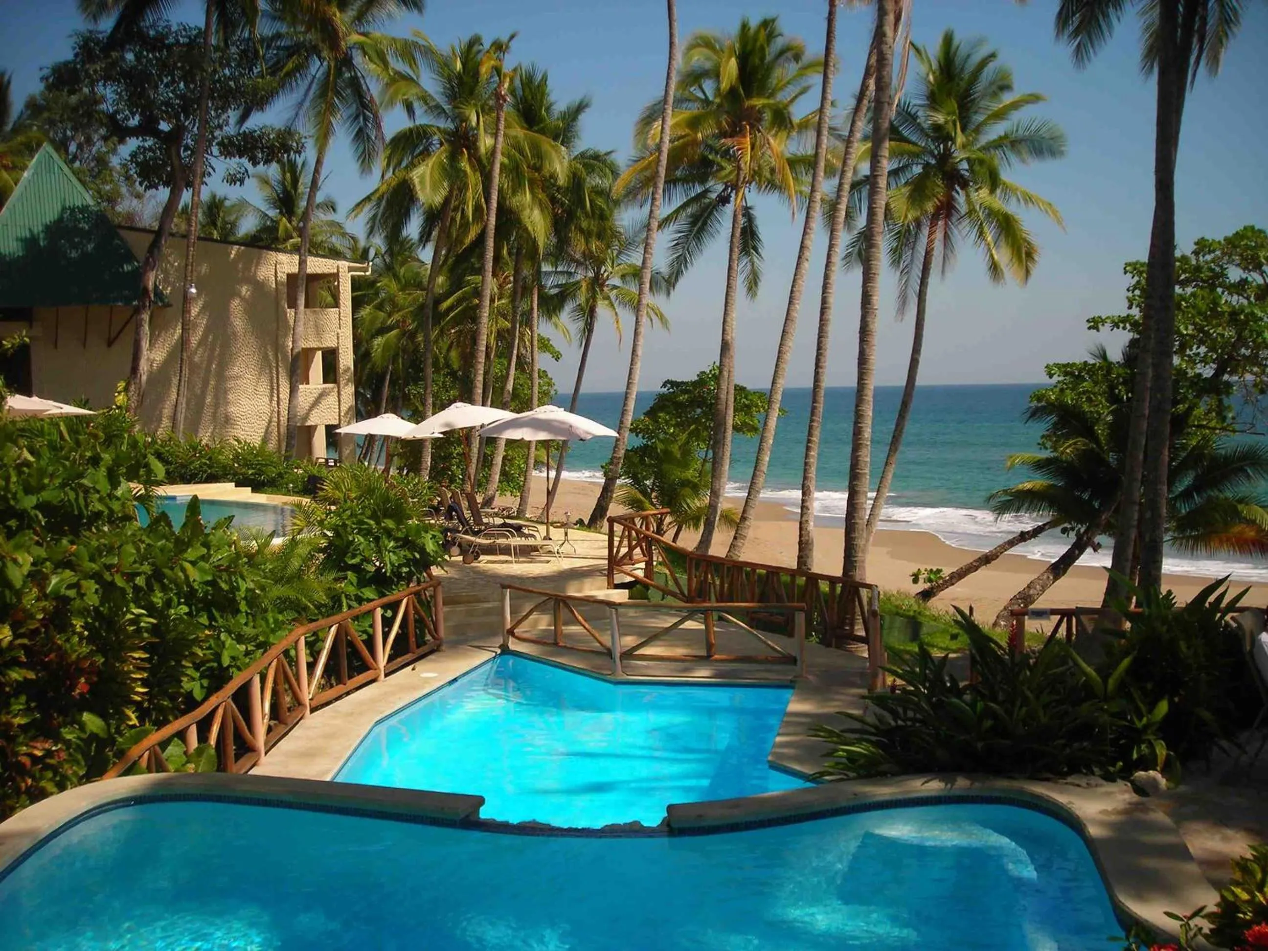 Swimming pool in Tango Mar Beachfront Boutique Hotel & Villas