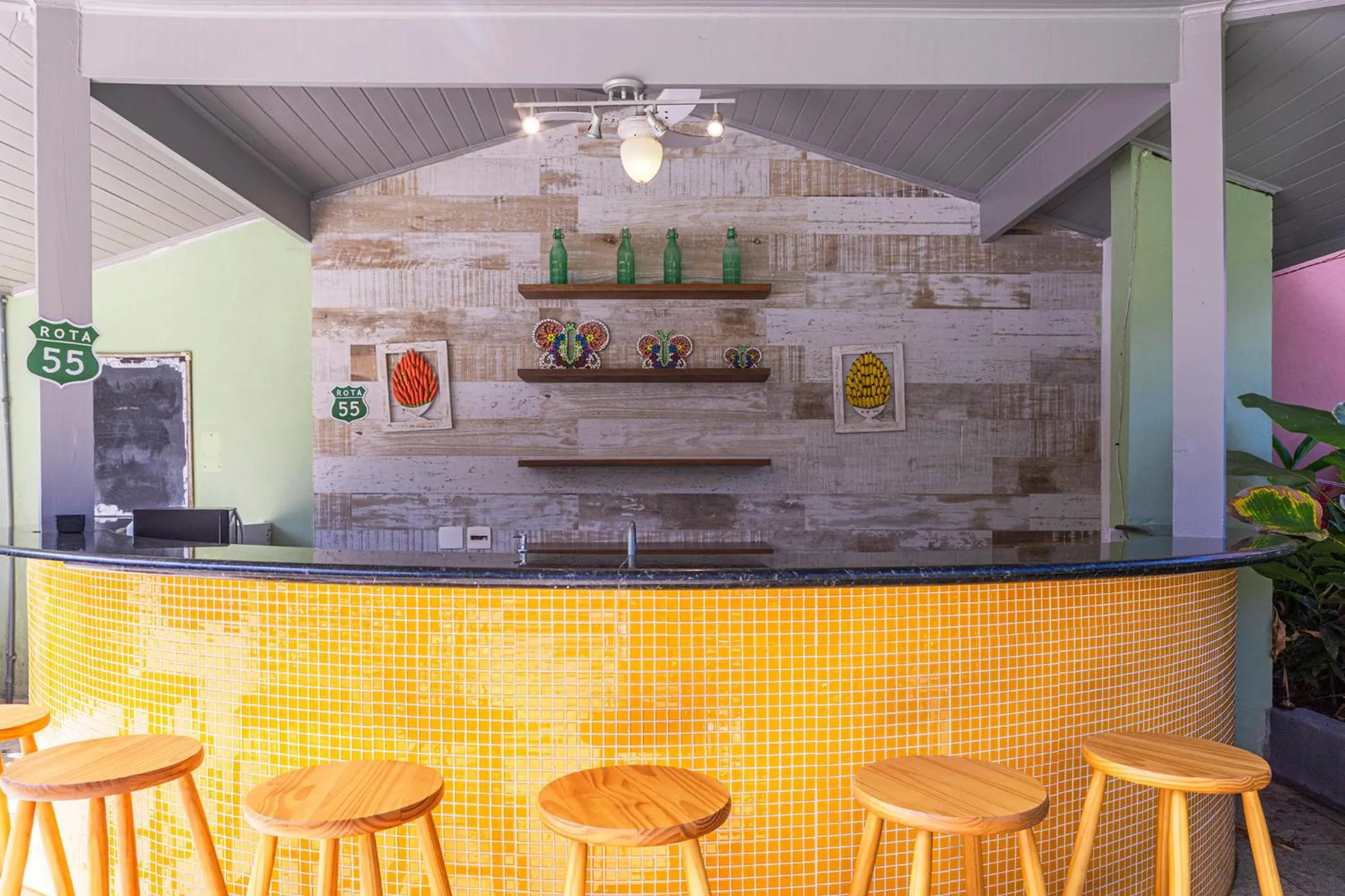 Lounge or bar in Pousada Azul da Cor do Mar