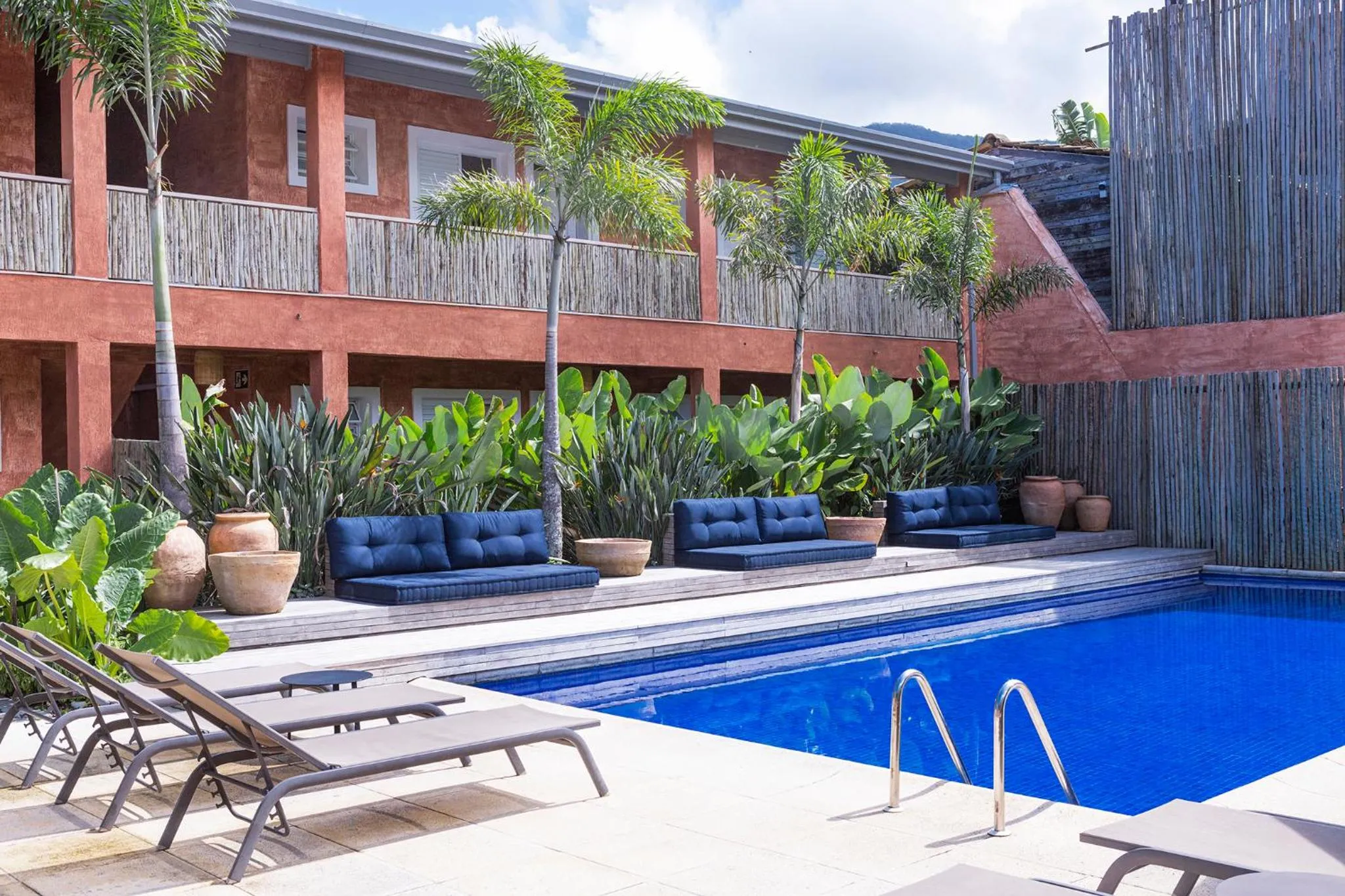 Swimming pool in Pousada Azul da Cor do Mar