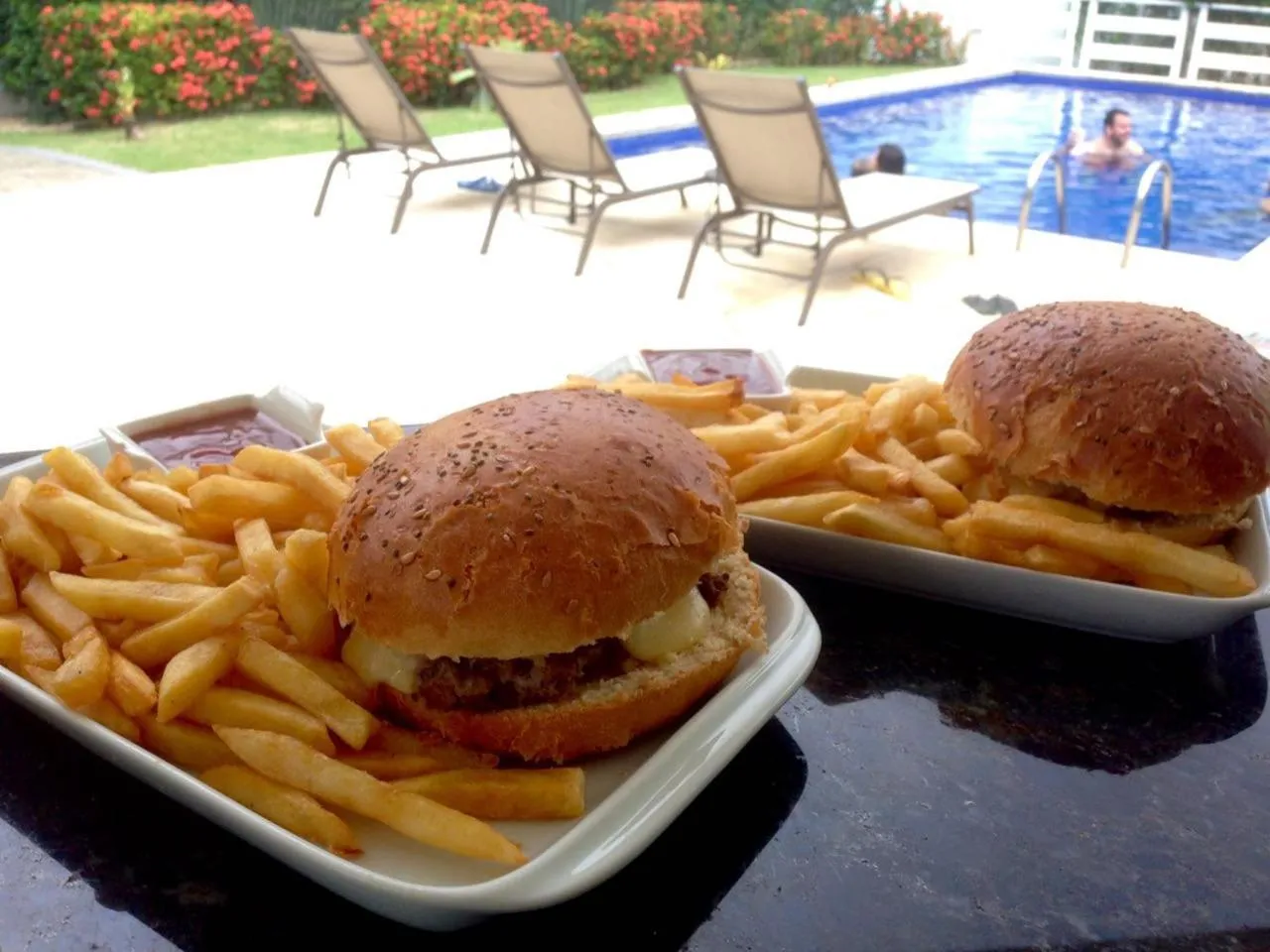 Food and drinks in Pousada Azul da Cor do Mar