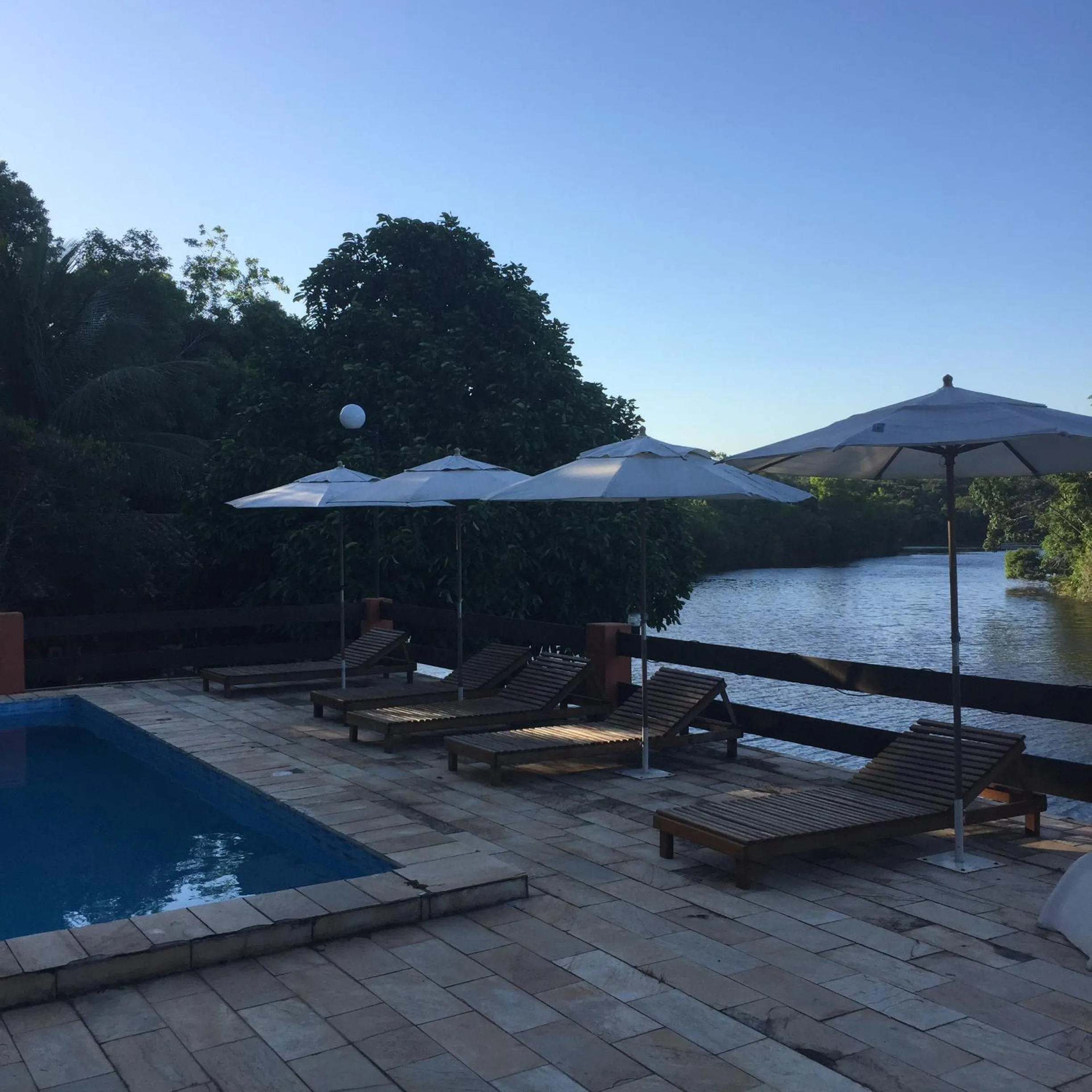 Swimming pool in Pousada Lagoa da Mata