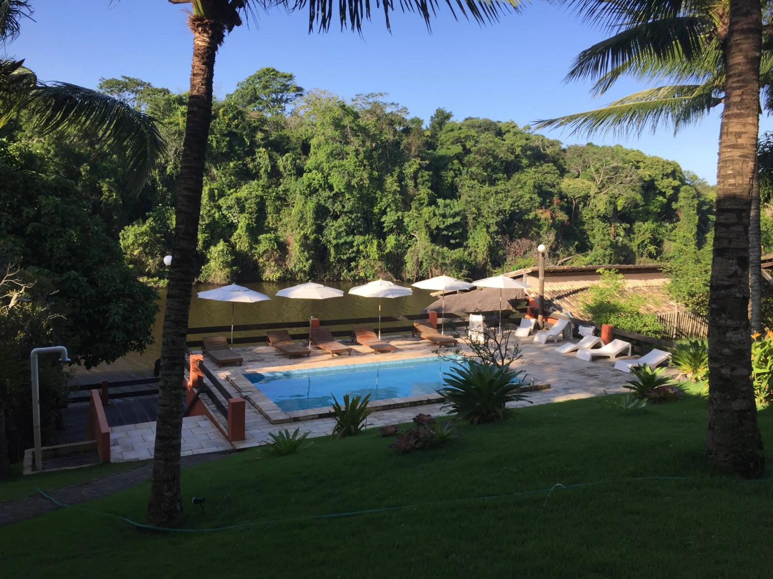 Swimming pool in Pousada Lagoa da Mata