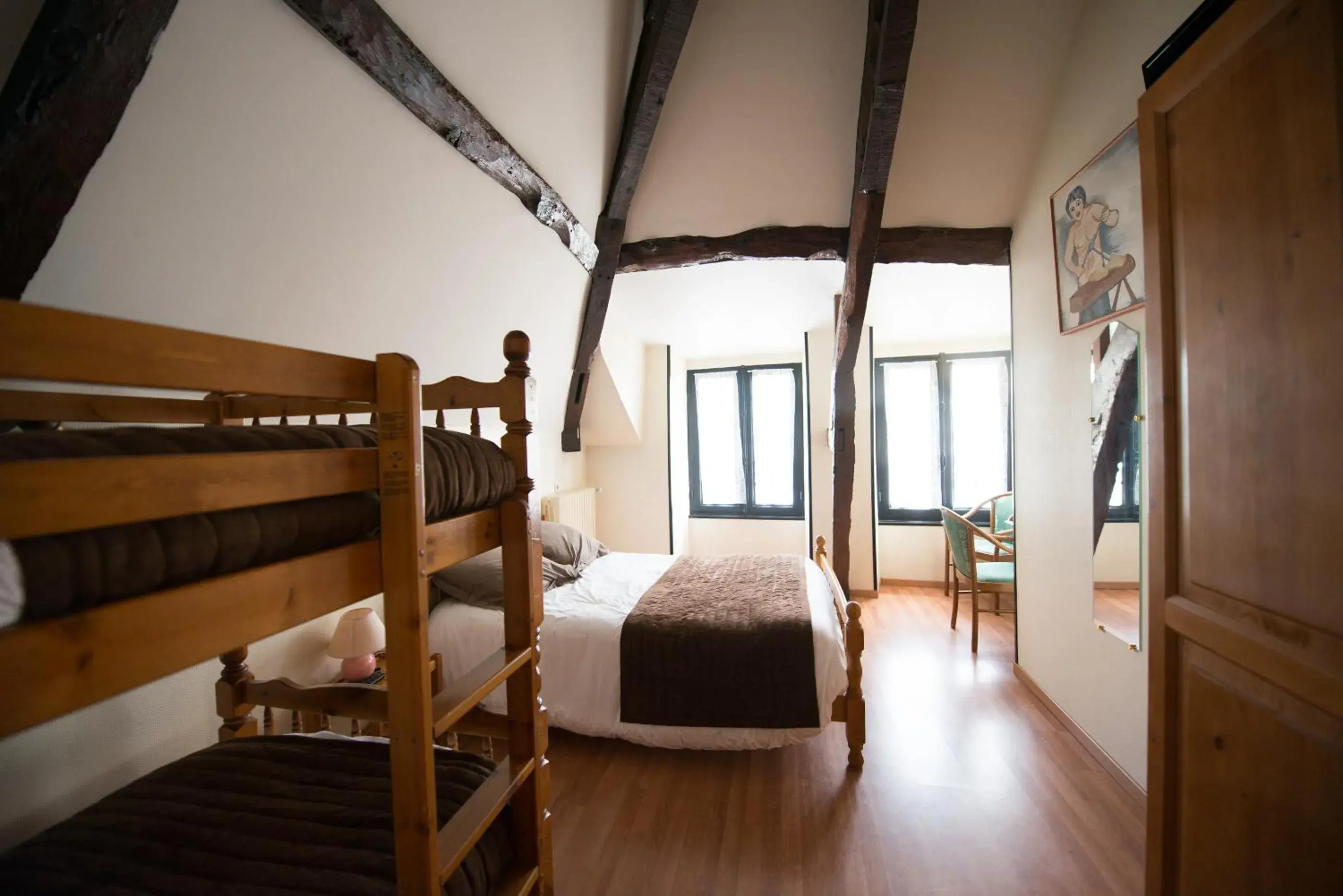 Photo of the whole room, Bed in La Croix Verte - Le Relais des Moulins Photo of the whole room, Bed in La Croix Verte - Le Relais des Moulins