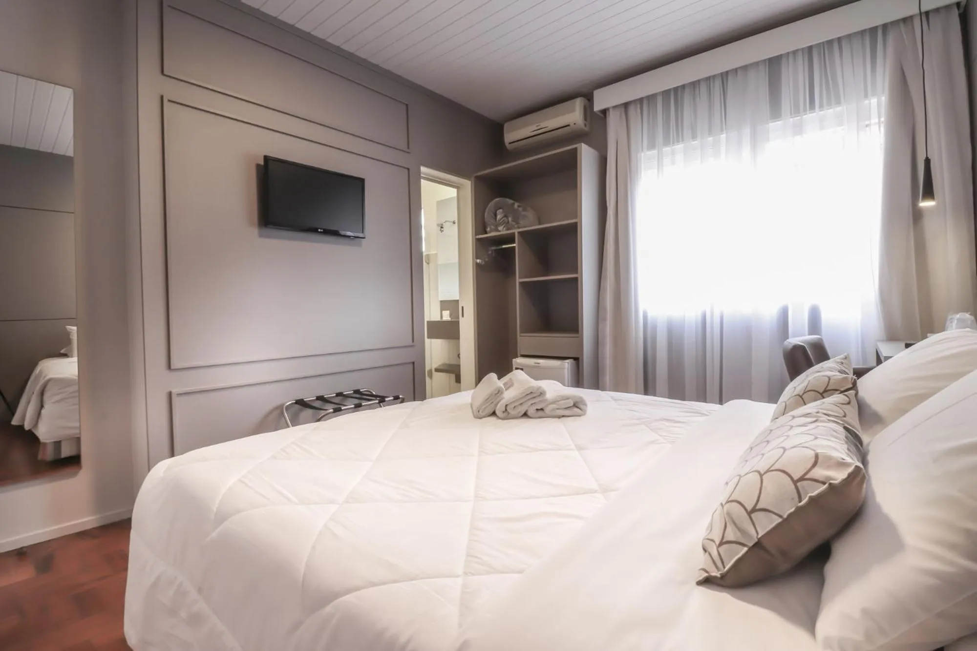 Bedroom, Bed in Pousada Solar Viena