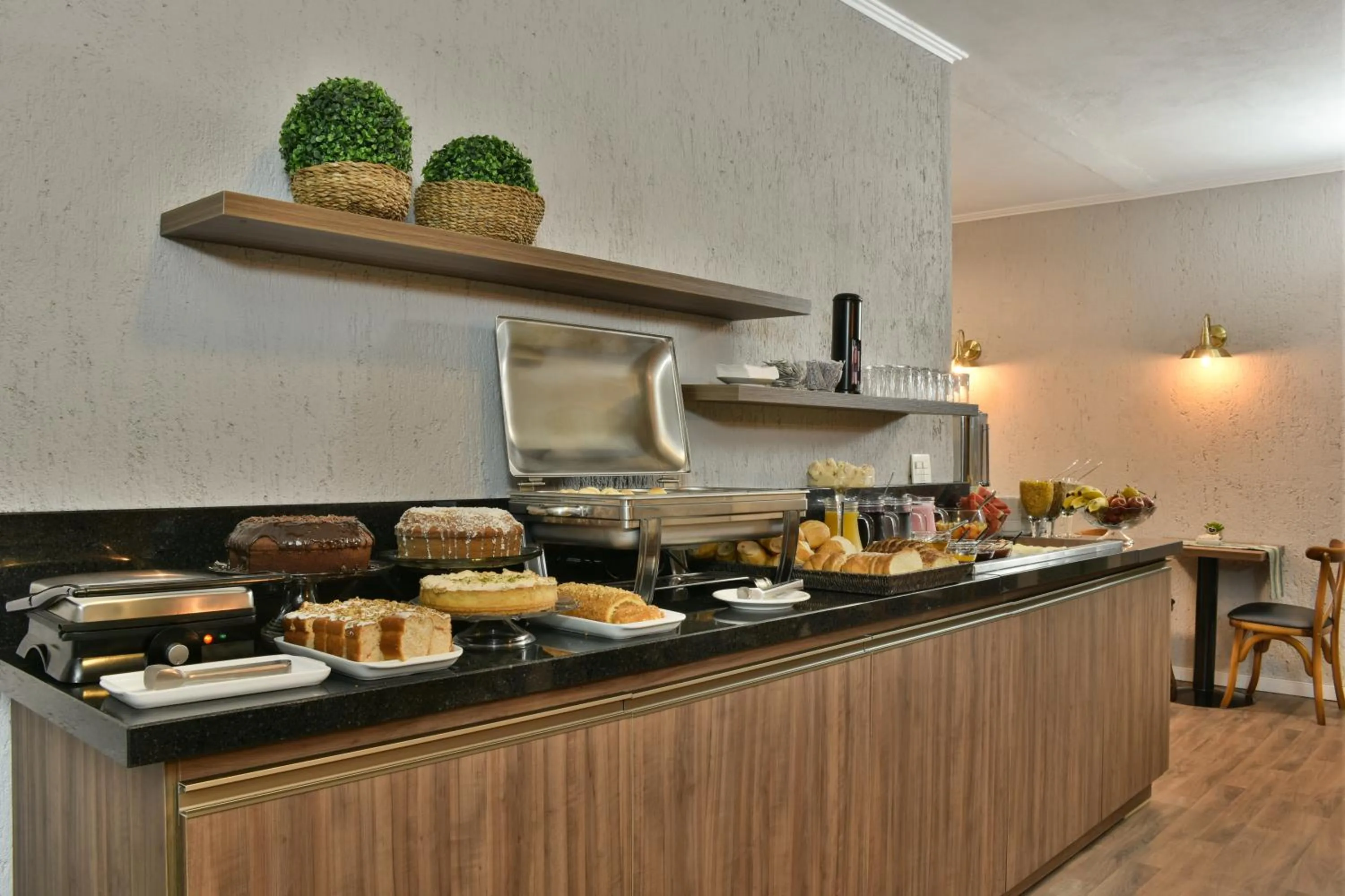 Continental breakfast in Pousada Solar Viena