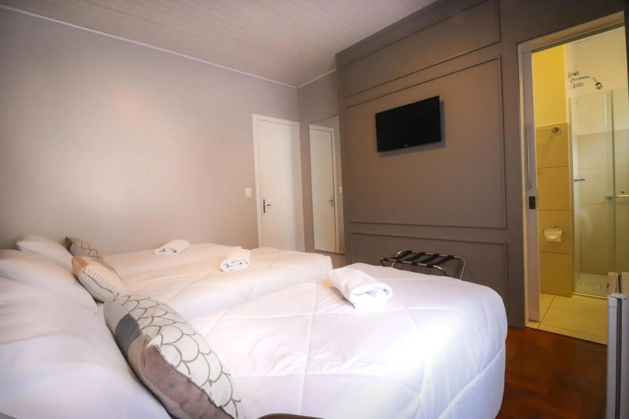 Bedroom, Bed in Pousada Solar Viena