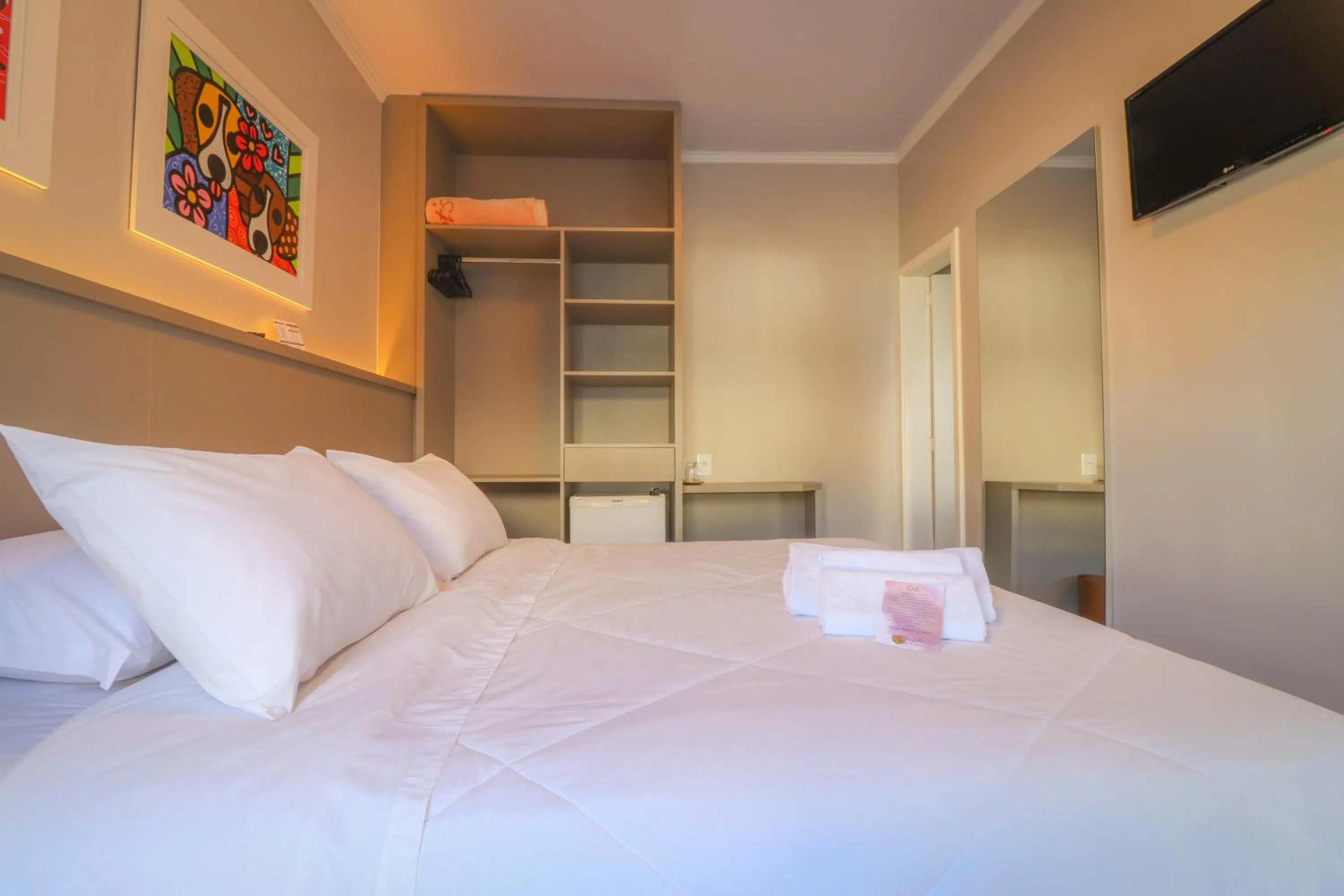 Bedroom, Bed in Pousada Solar Viena