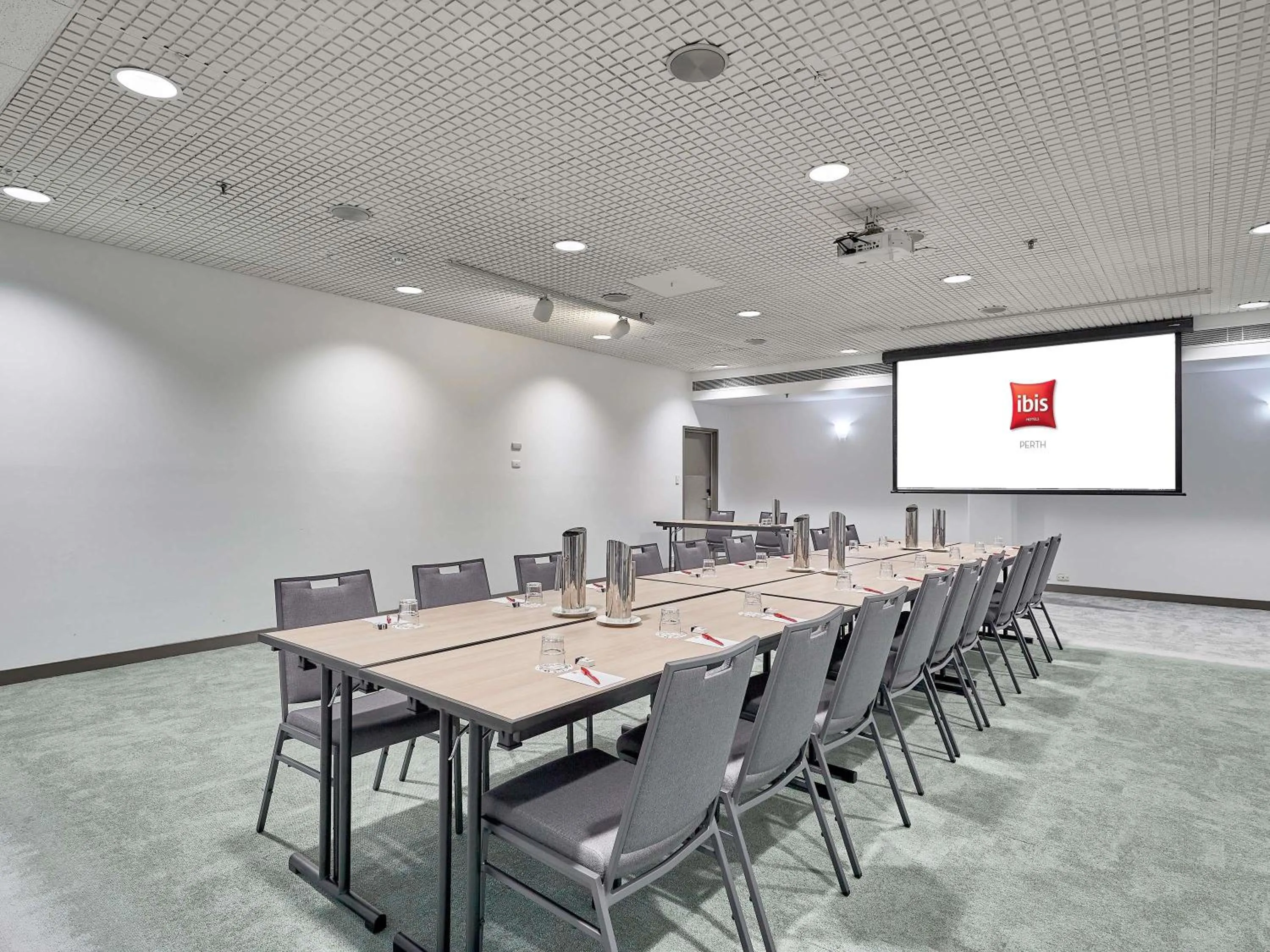 Meeting/conference room in ibis Perth