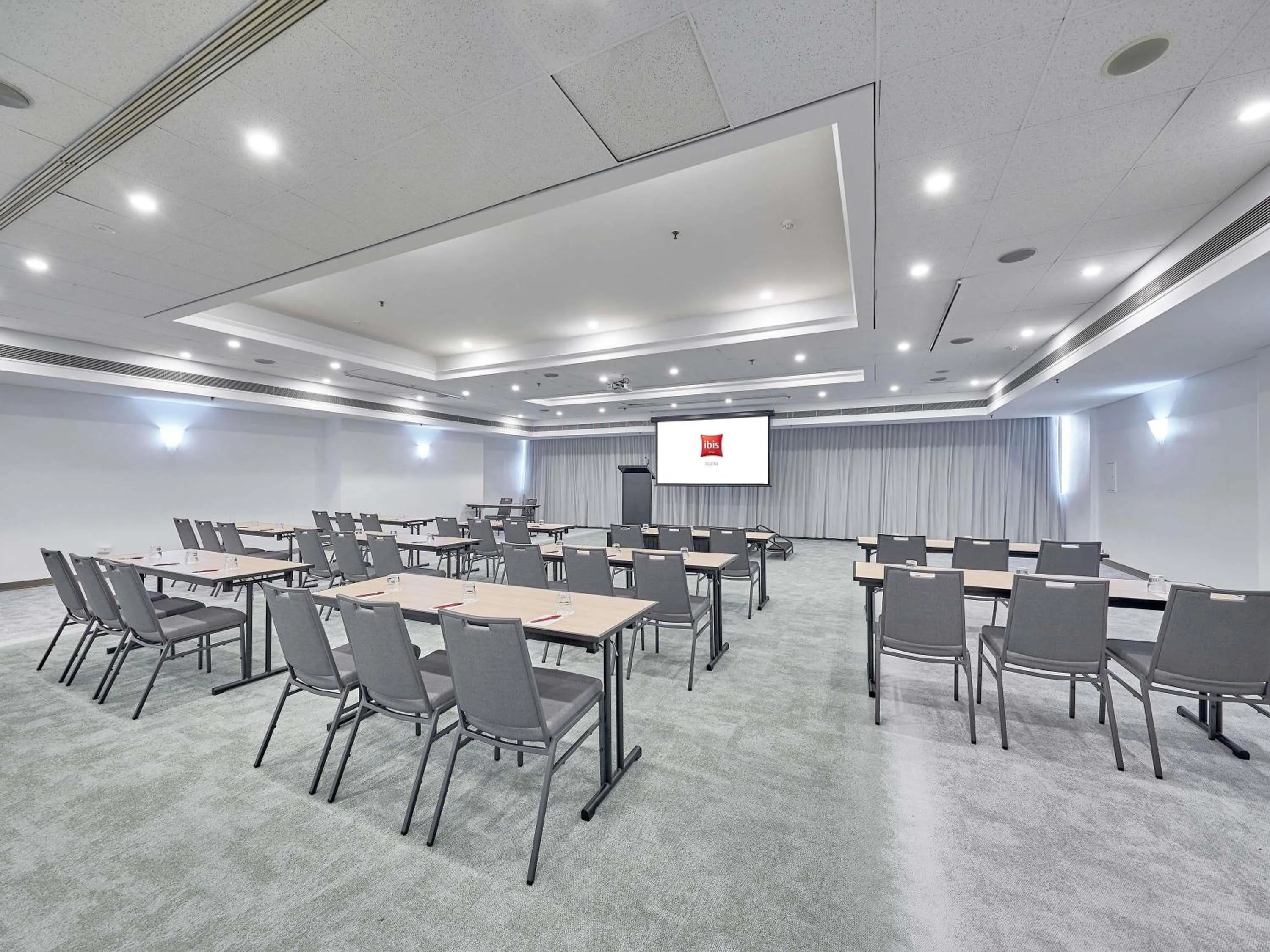 Meeting/conference room in ibis Perth