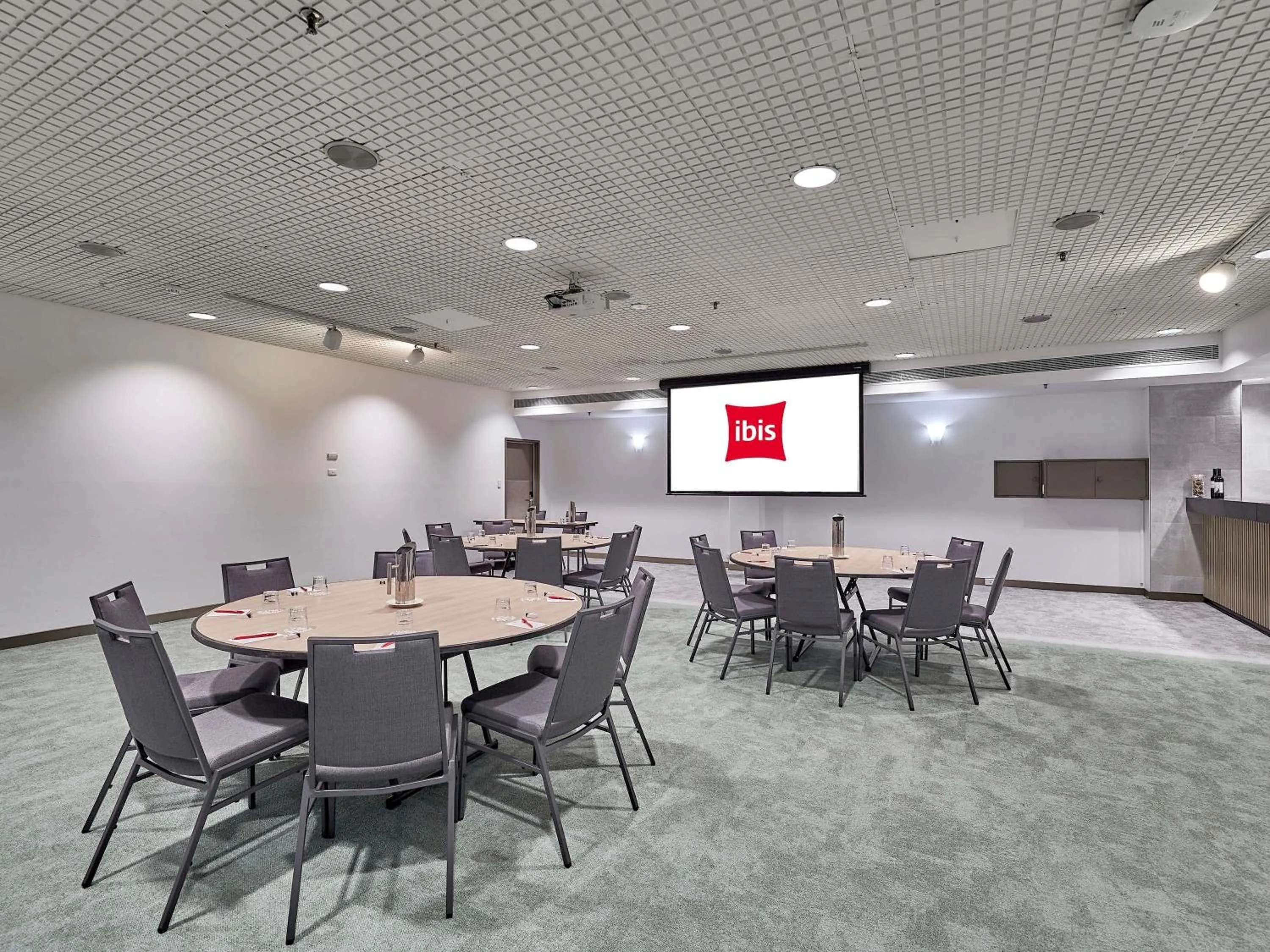 Meeting/conference room in ibis Perth