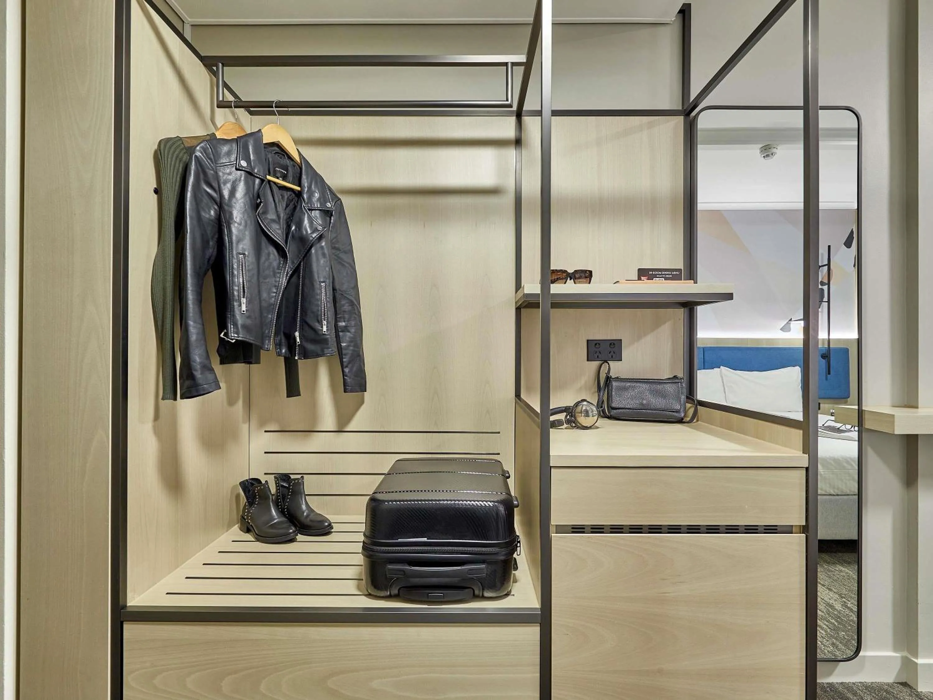 Bedroom in ibis Perth