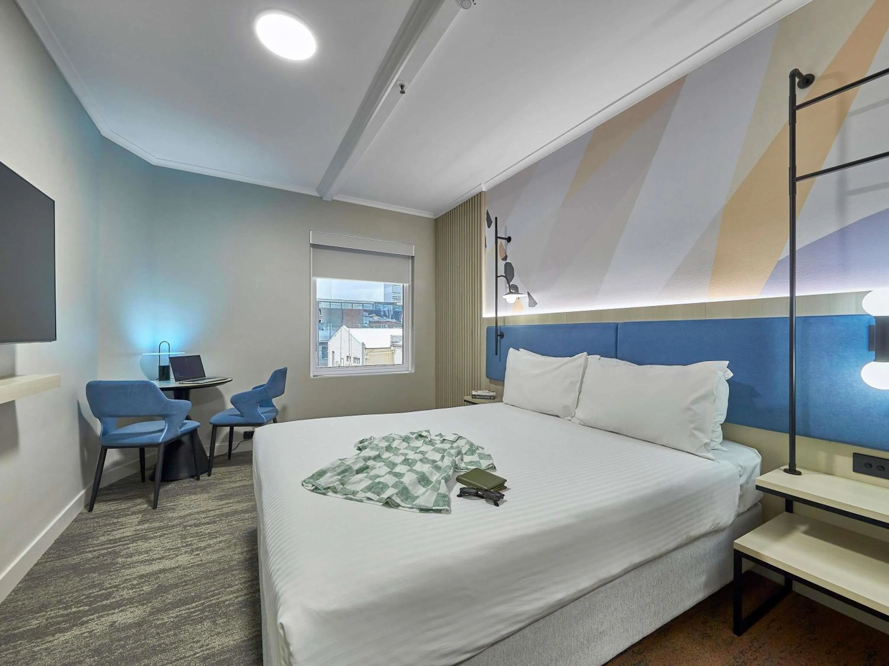 Bedroom, Bed in ibis Perth