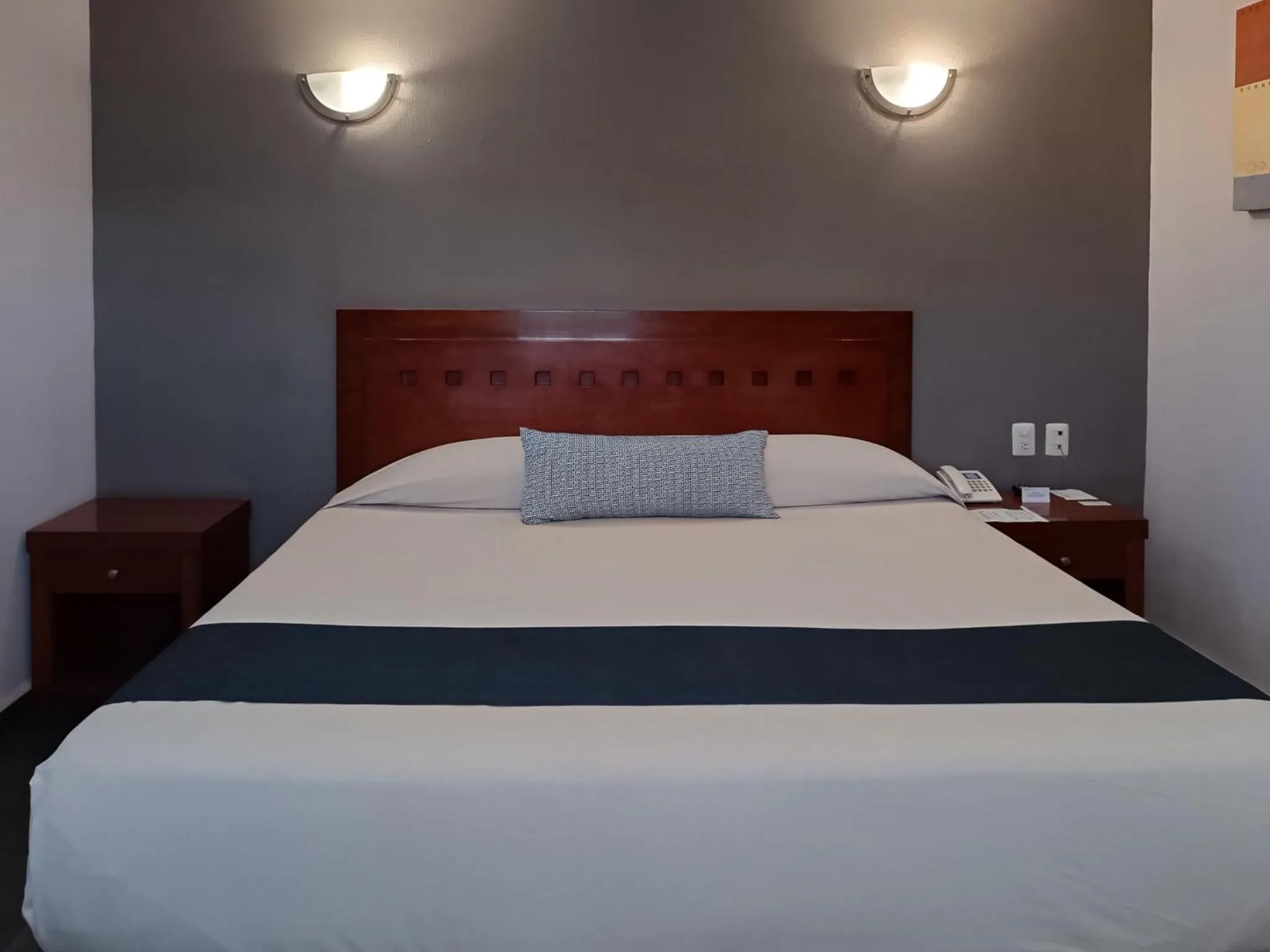 King Room - single occupancy in Hotel Panamerican