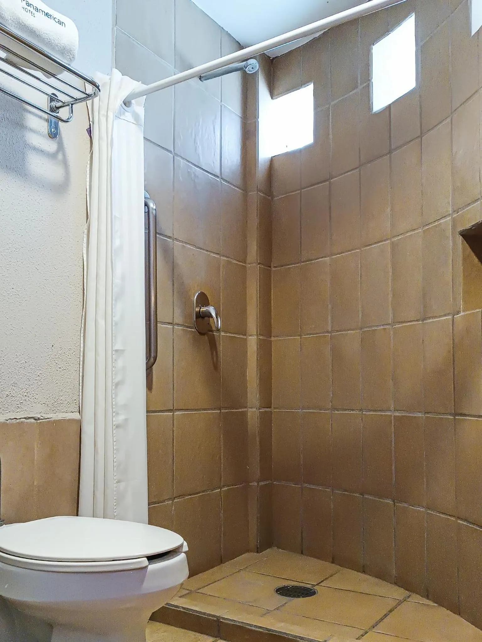 Shower in Hotel Panamerican