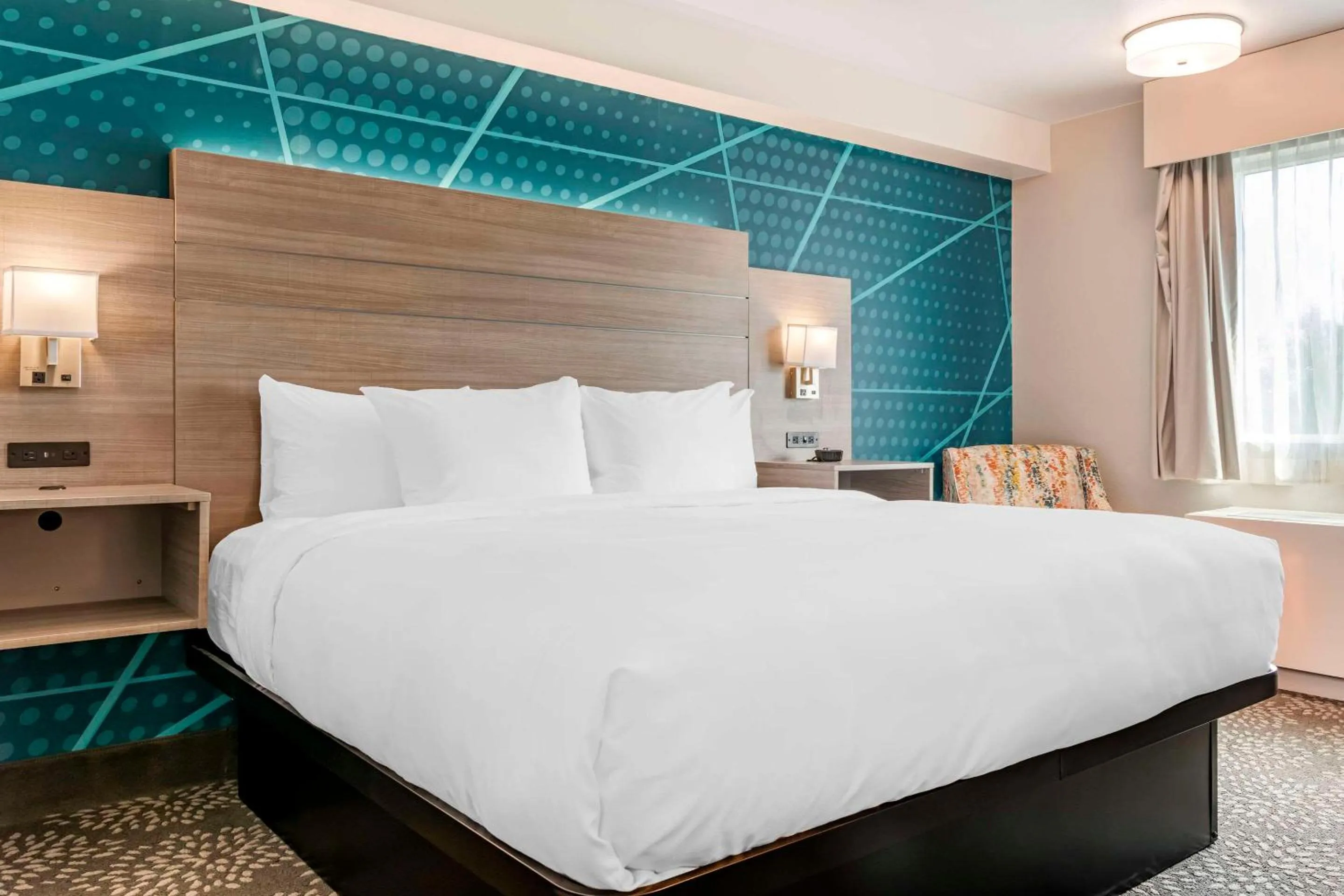 Bedroom, Bed in Comfort Inn Fairbanks