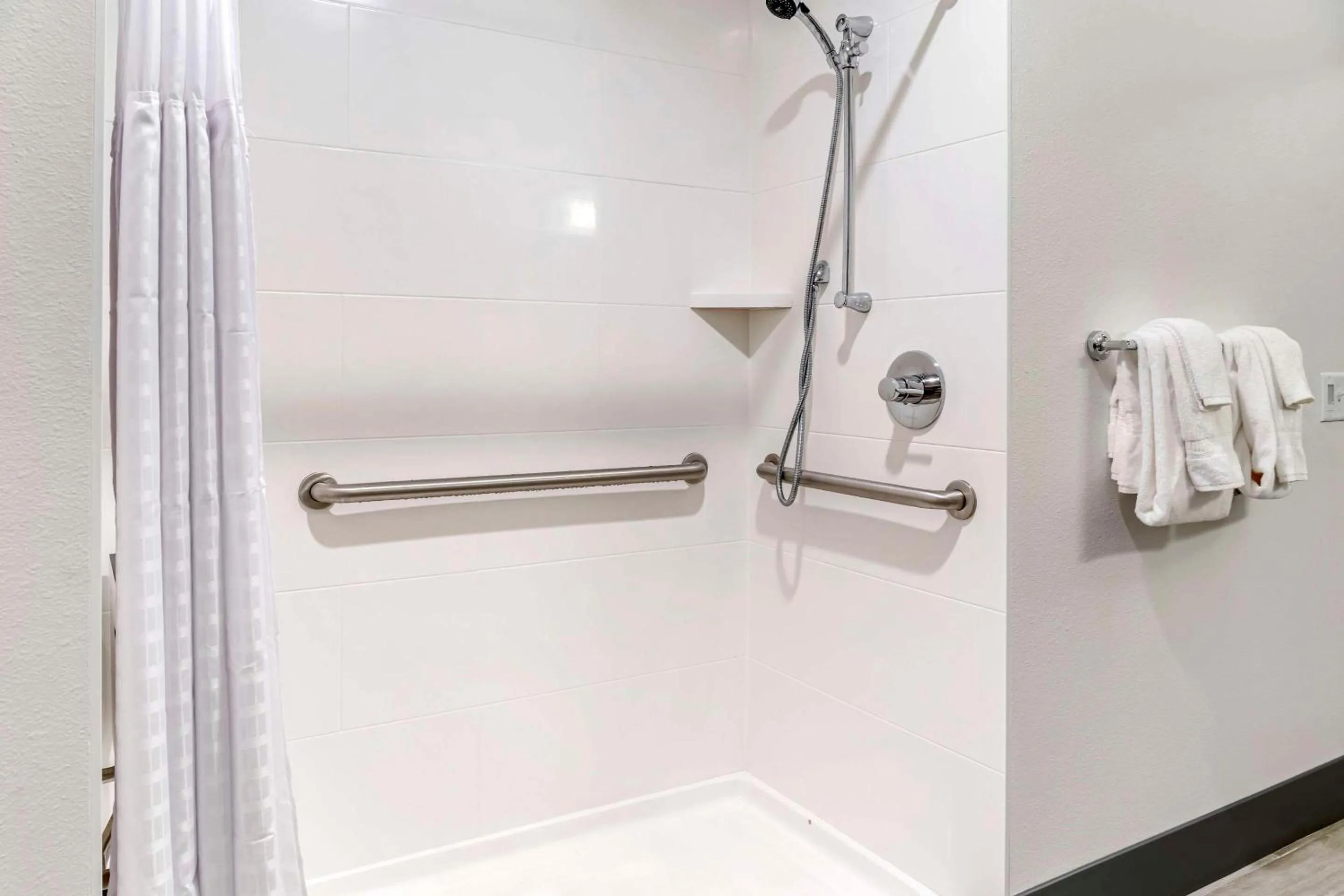 Bathroom in Comfort Inn Fairbanks