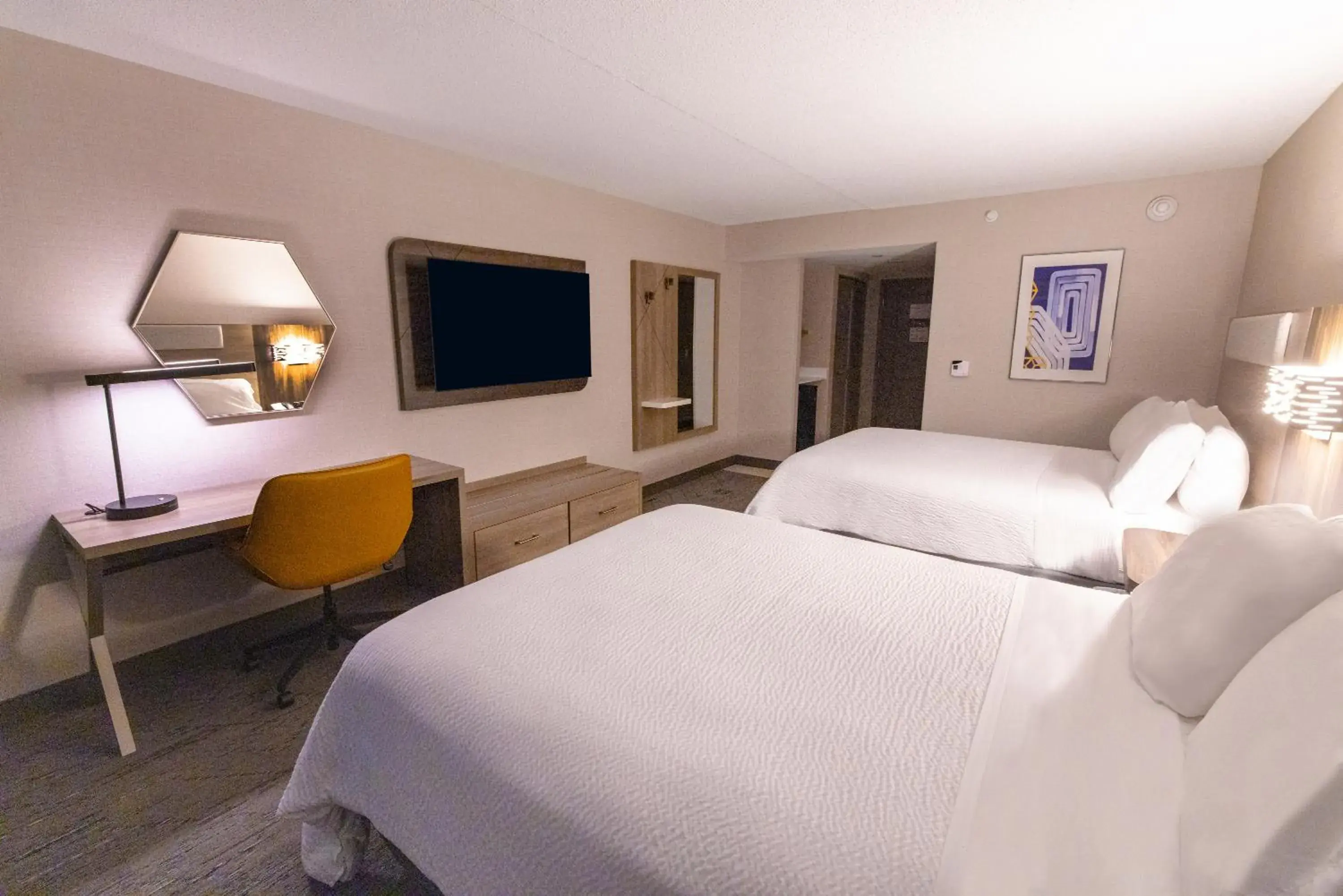 Bed in Holiday Inn Express - Neptune by IHG Bed in Holiday Inn Express - Neptune by IHG