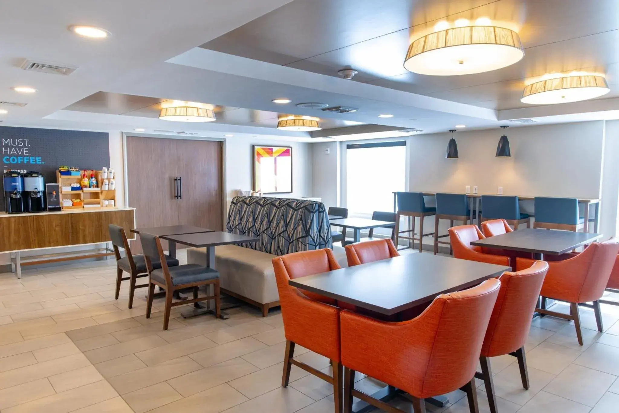 Breakfast in Holiday Inn Express - Neptune by IHG Breakfast in Holiday Inn Express - Neptune by IHG