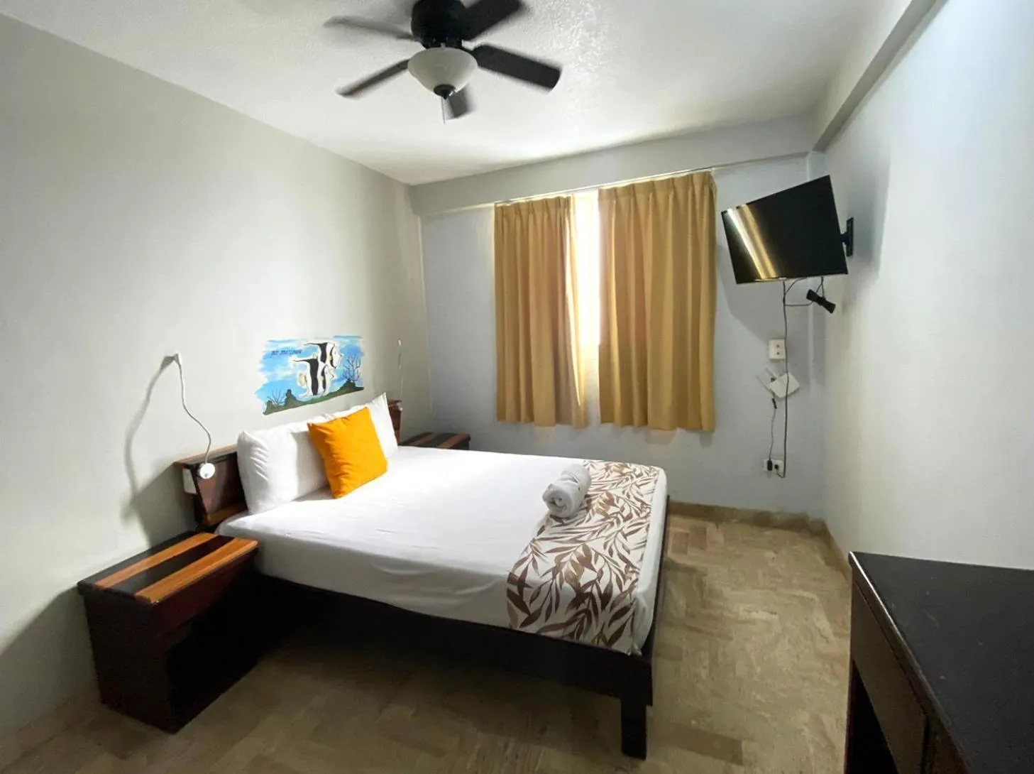 TV and multimedia in "5th Av" Sol del Caribe Apart Hotel