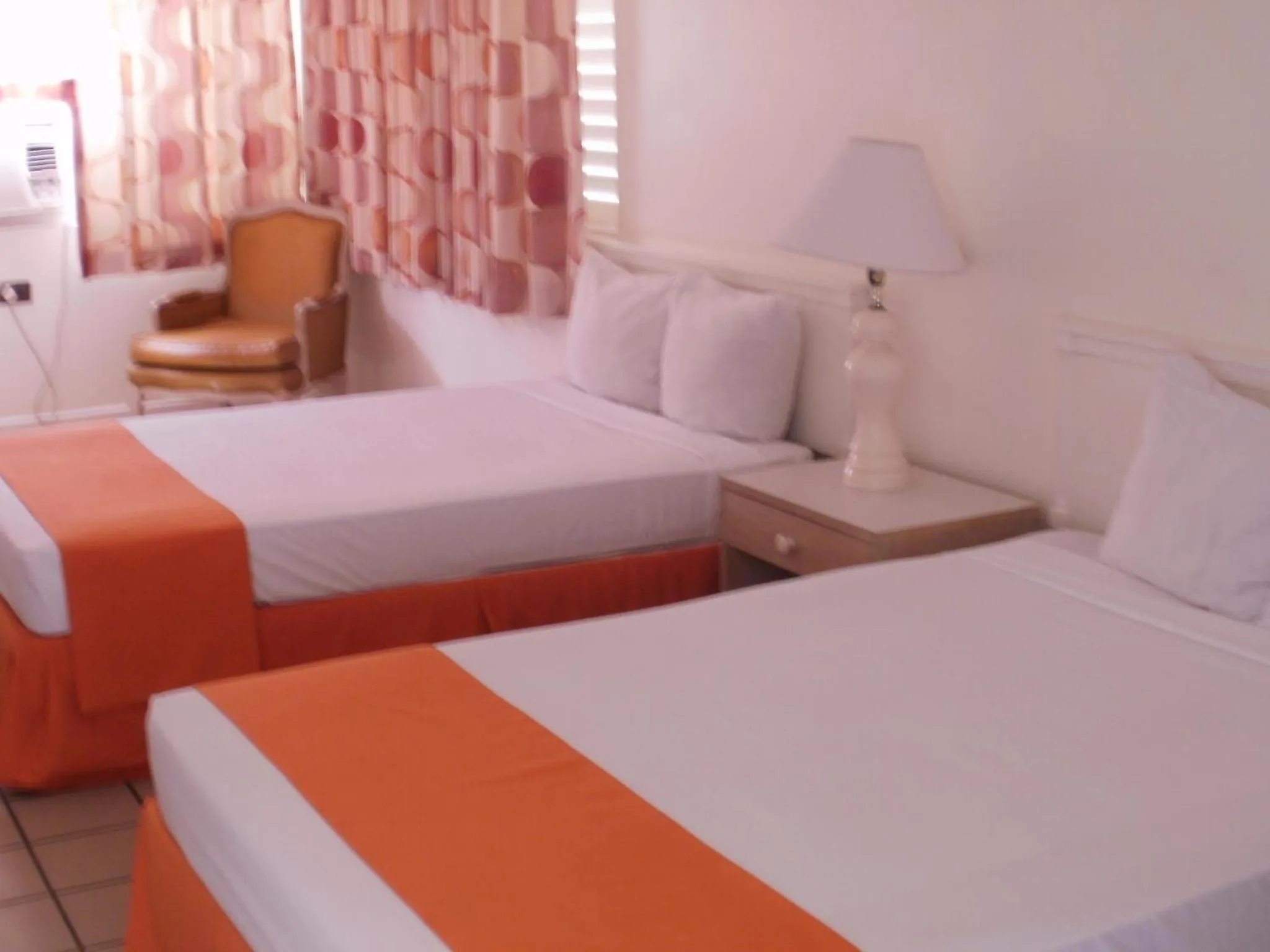 Photo of the whole room, Bed in Pineapple Court Hotel