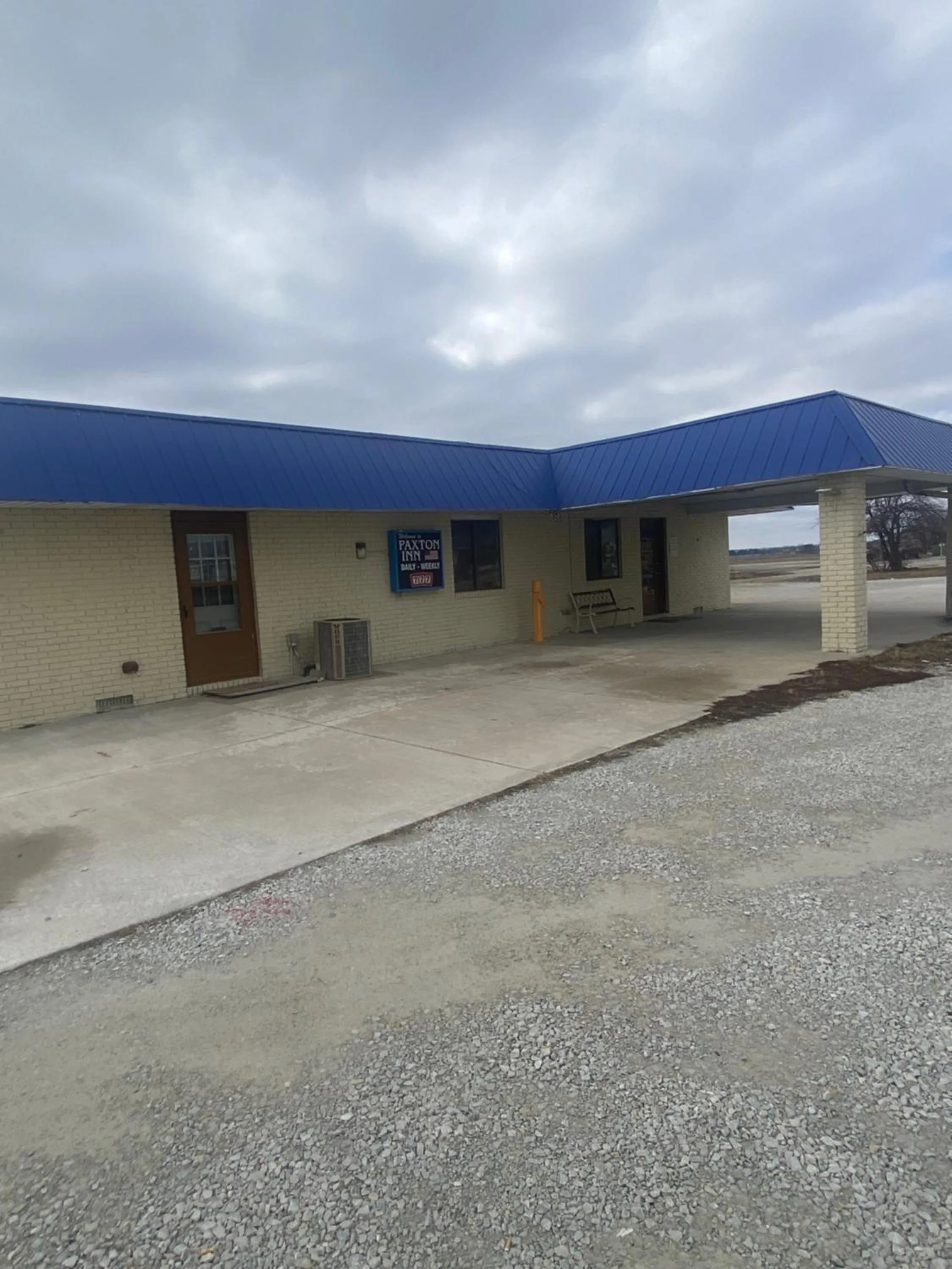 Property building in Paxton Inn Motel