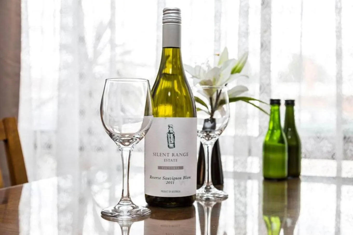 Holbrook Town Centre Motor Inn