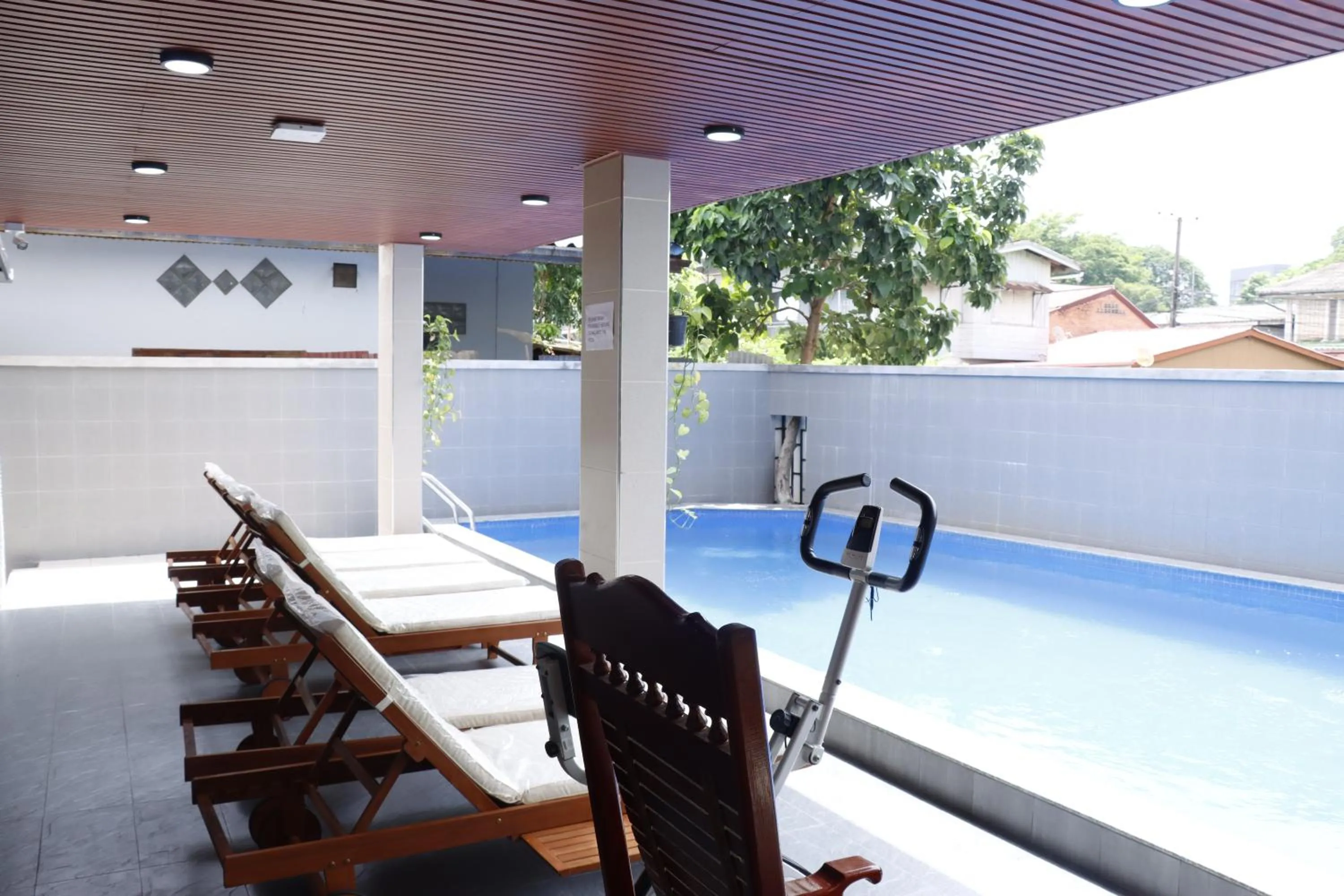 Swimming pool in Hoang Kim Hotel