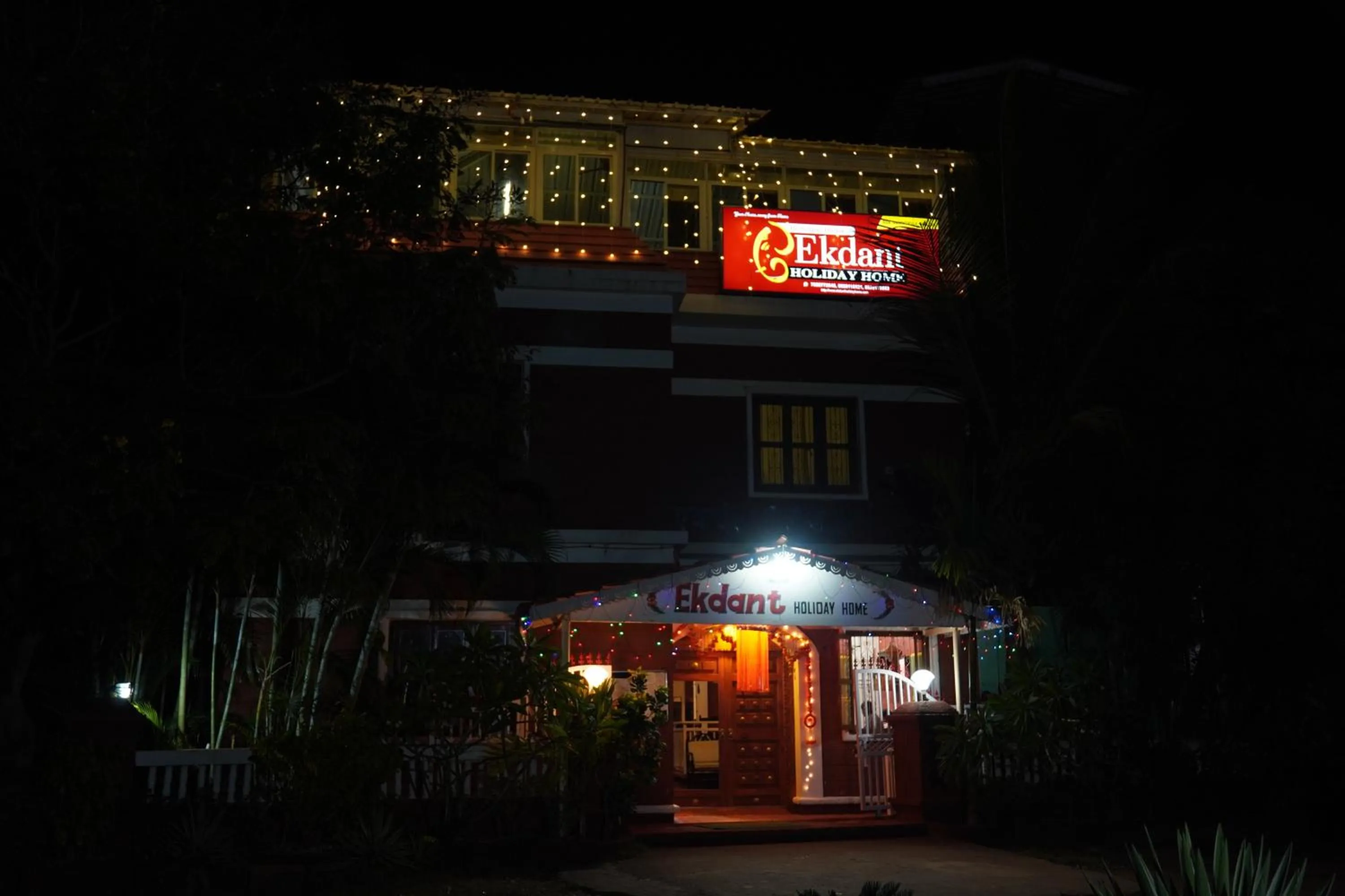 Property building in Redstone House by Oxystays Hospitality