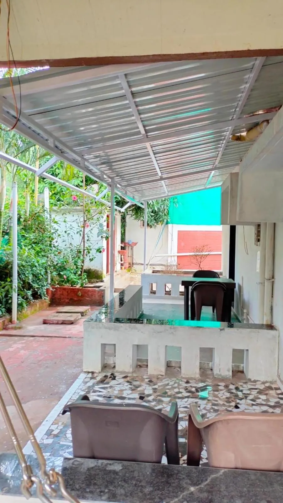 Balcony/Terrace in Redstone House by Oxystays Hospitality