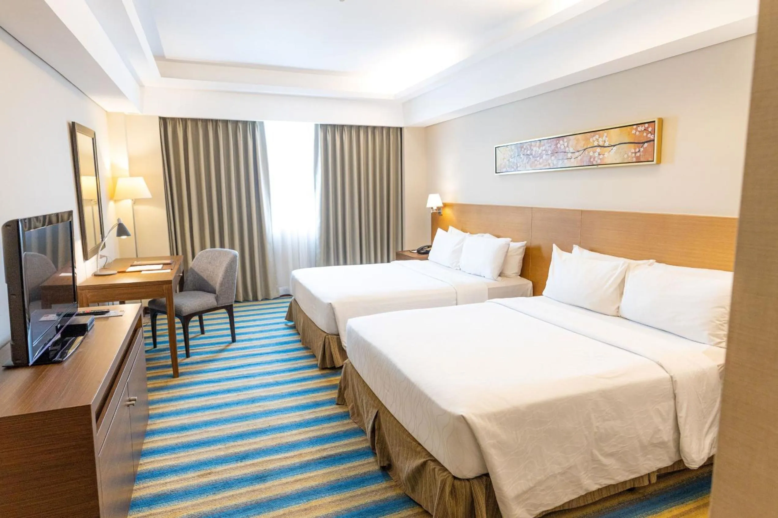 Bedroom, Bed in Luxent Hotel