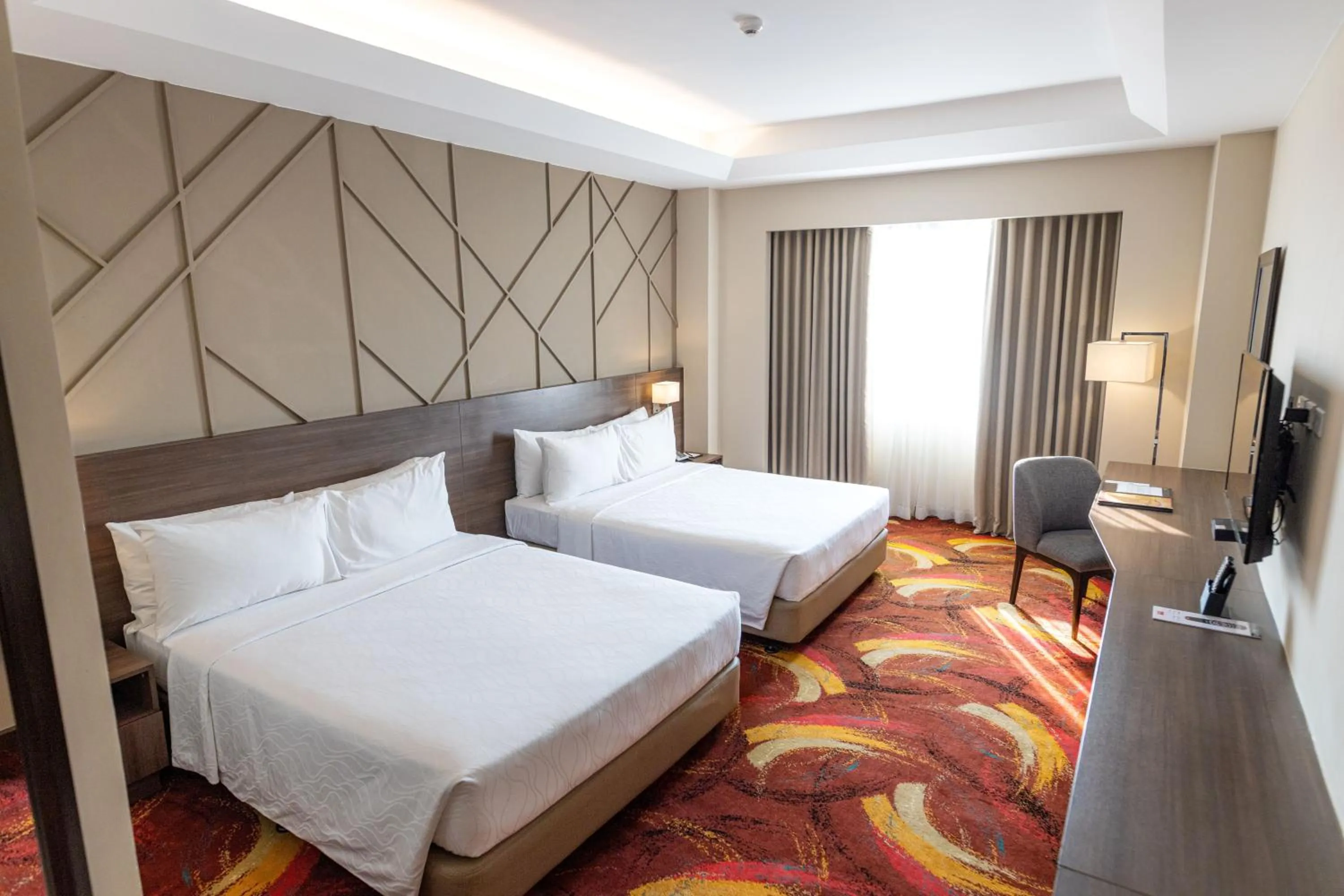 Bedroom, Bed in Luxent Hotel