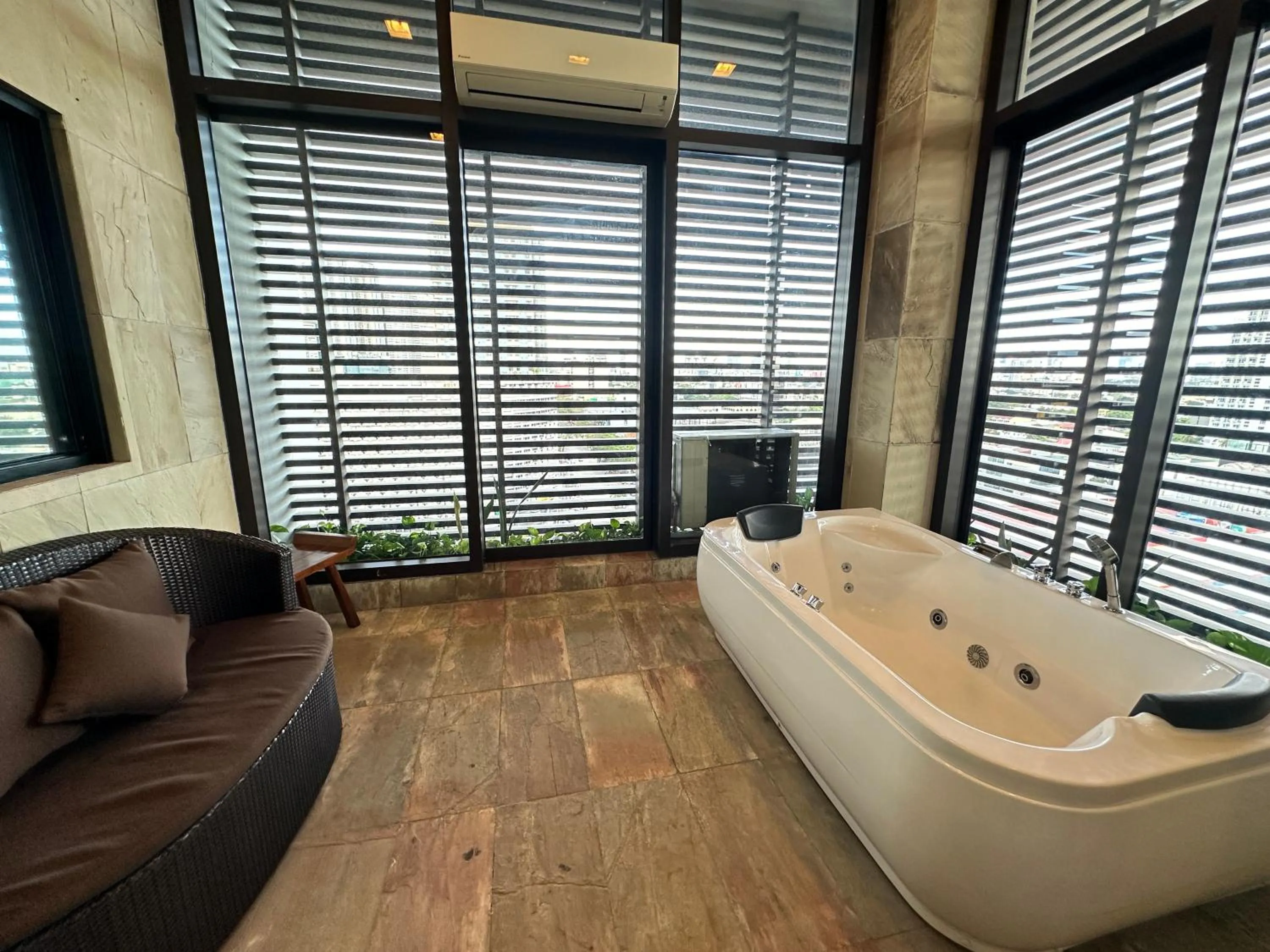 Bath in Luxent Hotel