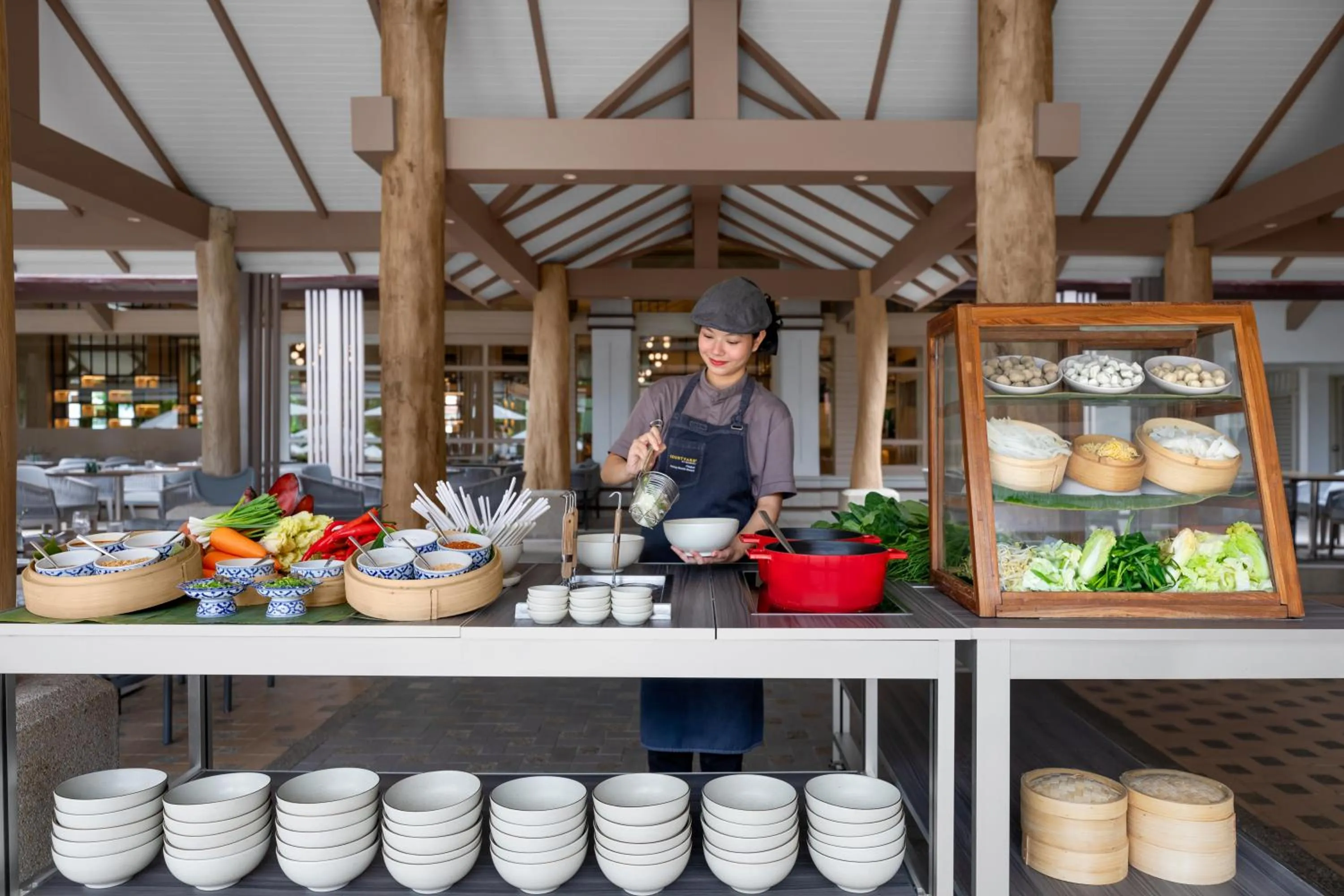 Restaurant/places to eat in Courtyard by Marriott Phuket, Patong Beach Resort