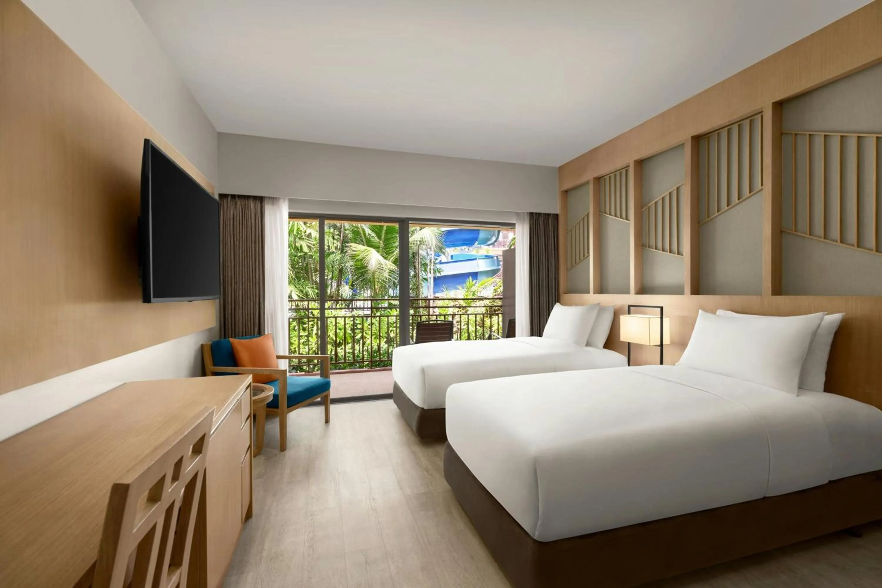 Photo of the whole room, Bed in Courtyard by Marriott Phuket, Patong Beach Resort
