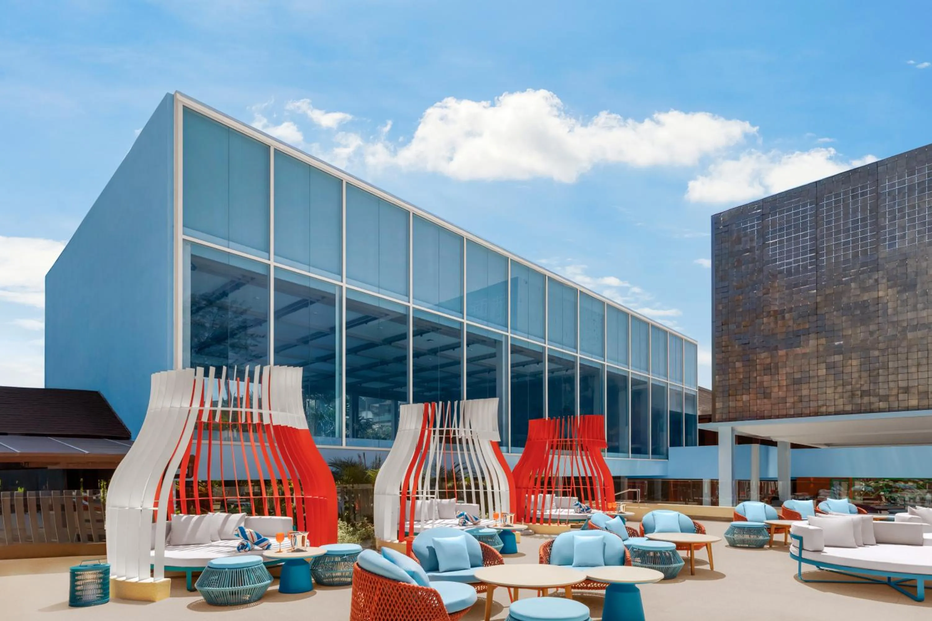 Lounge or bar in Courtyard by Marriott Phuket, Patong Beach Resort