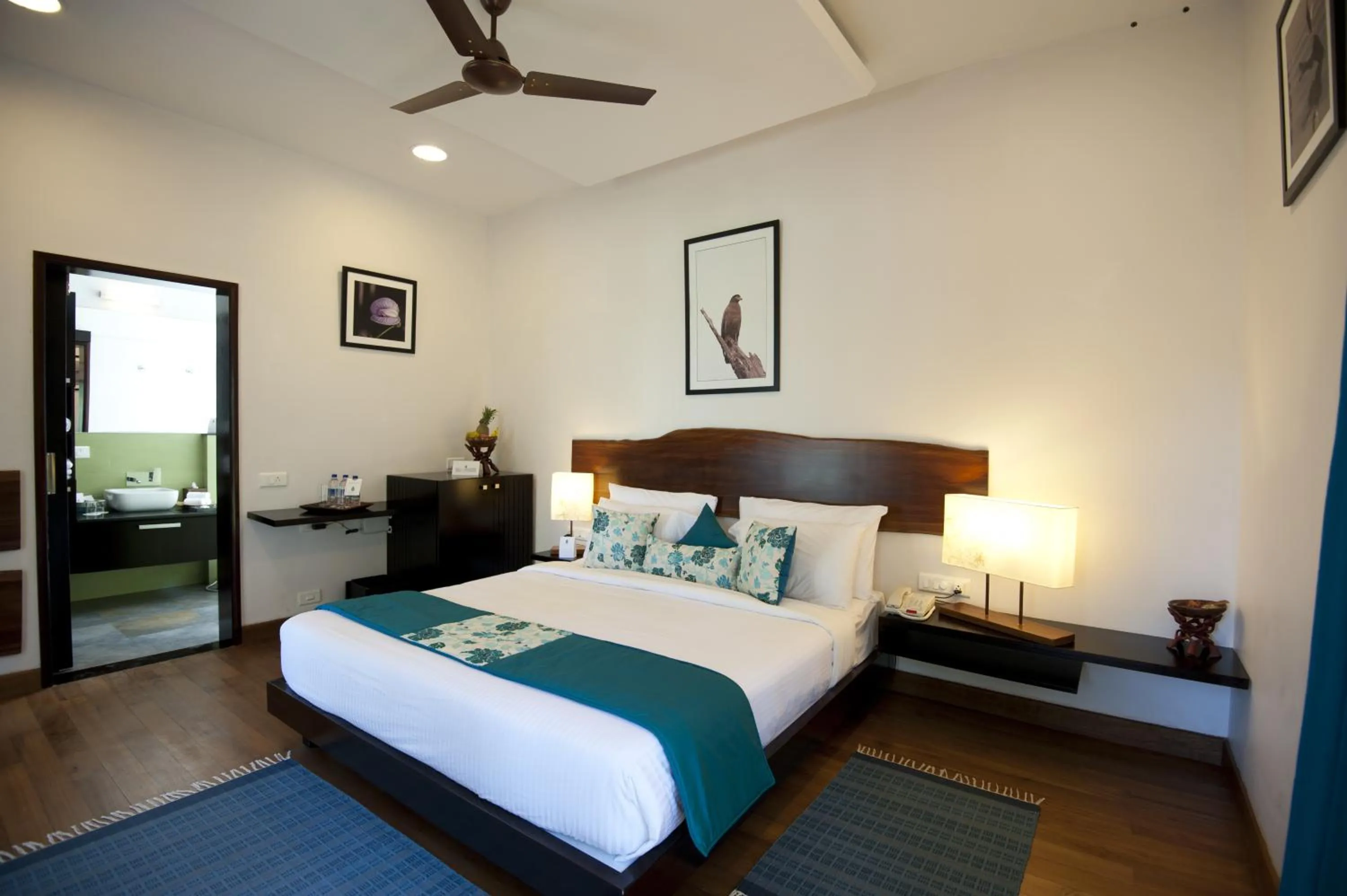 Photo of the whole room, Bed in Niraamaya Retreats Cardamom Club