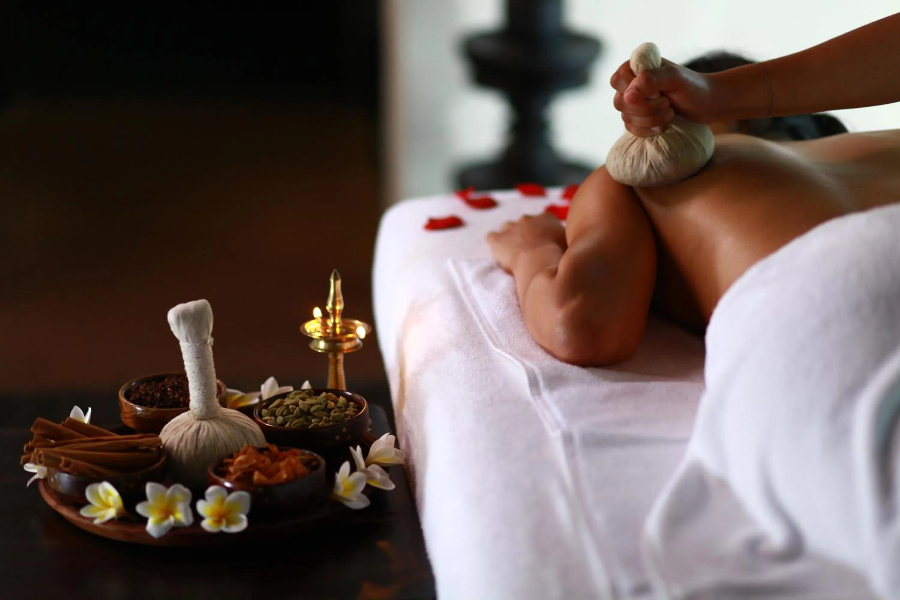 Spa and wellness centre/facilities in Niraamaya Retreats Cardamom Club