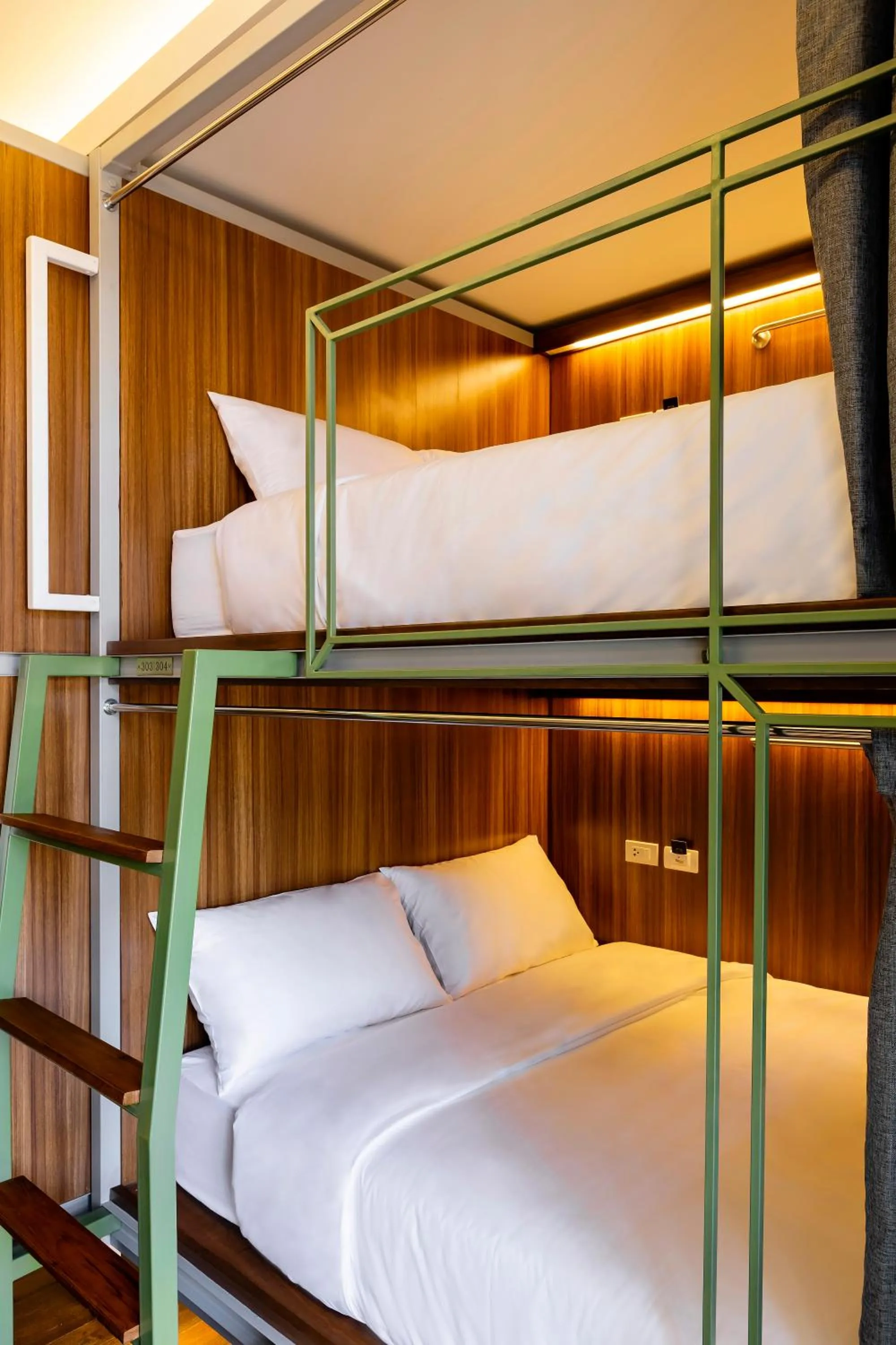 bunk bed, Bed in Khunluang Hostel