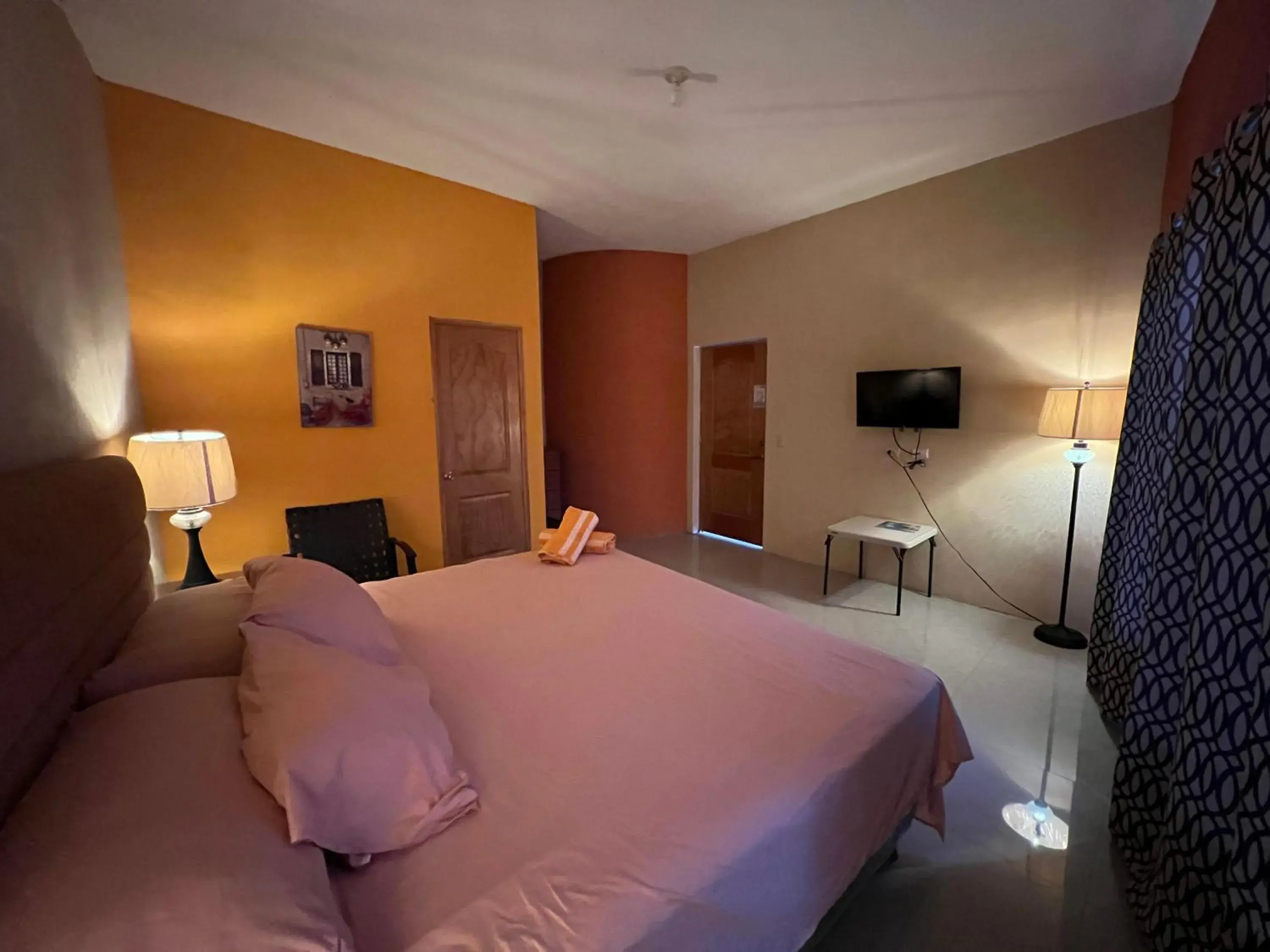 Double Room in APARTHOTEL VISTA LAGO Double Room in APARTHOTEL VISTA LAGO